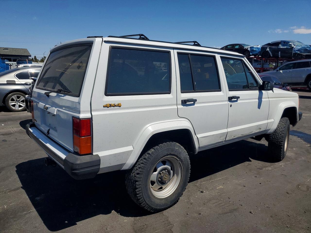 1990 Jeep Cherokee Limited White vin: 1J4FJ78L1LL180066
