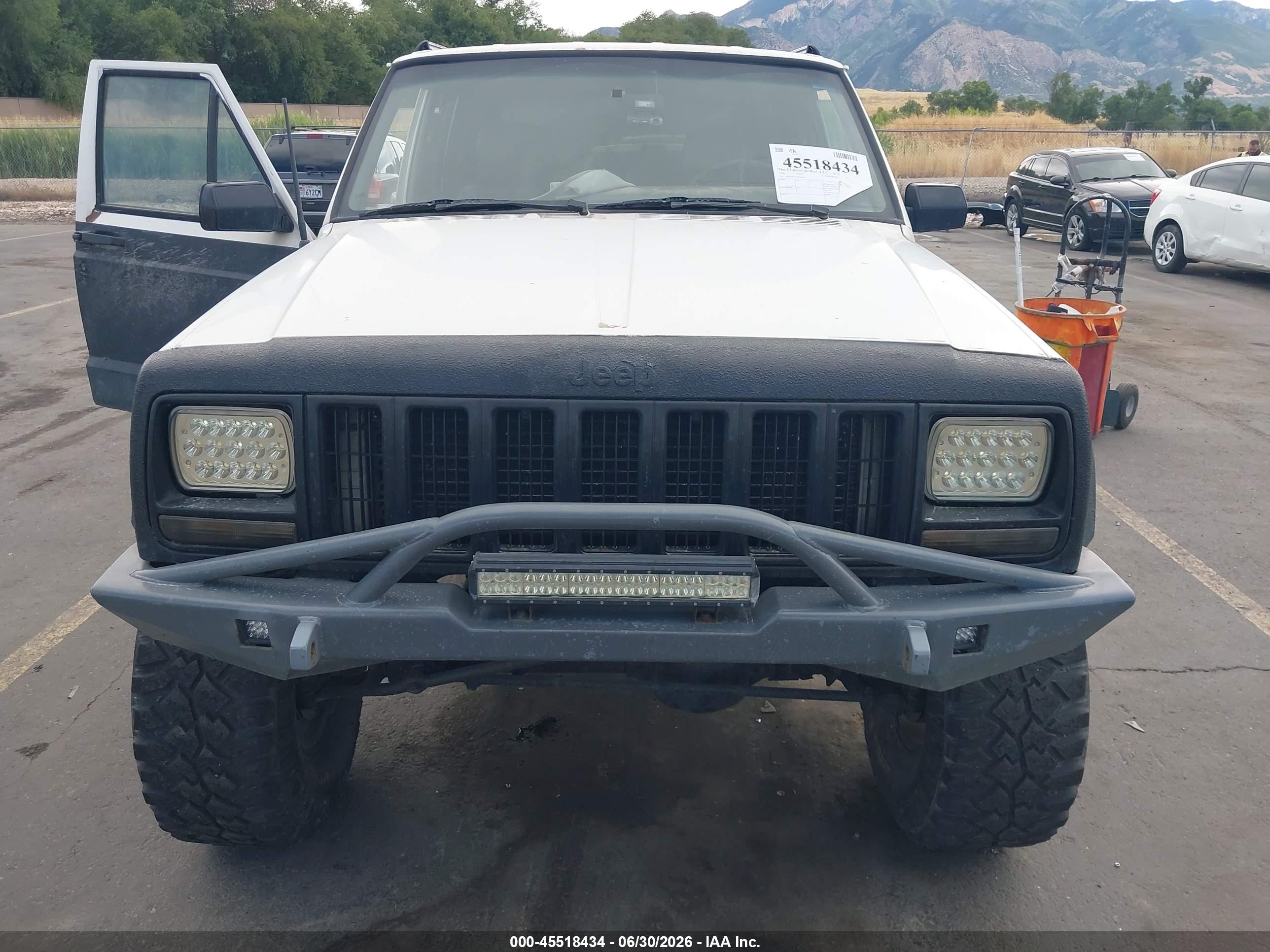 1996 Jeep Cherokee Country Black vin: 1J4FJ78S1TL224400