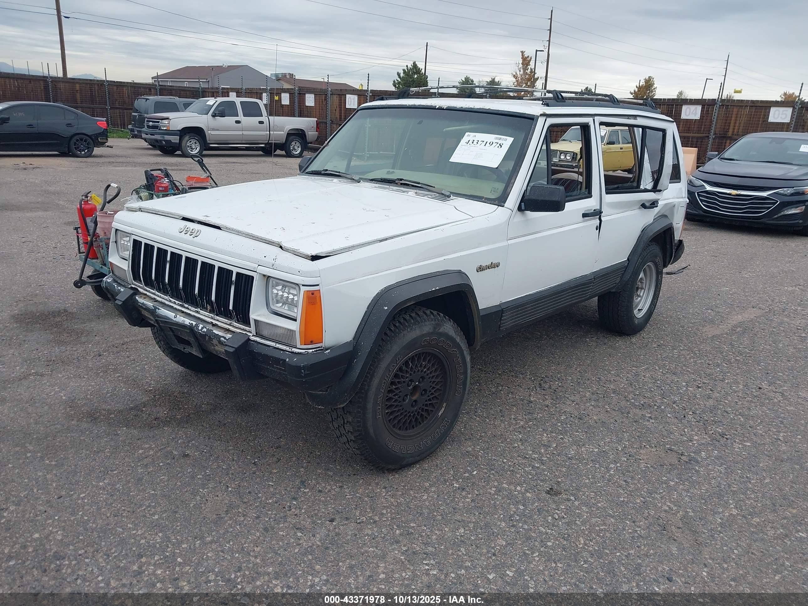 1993 Jeep Cherokee Country White vin: 1J4FJ78S2PL562474