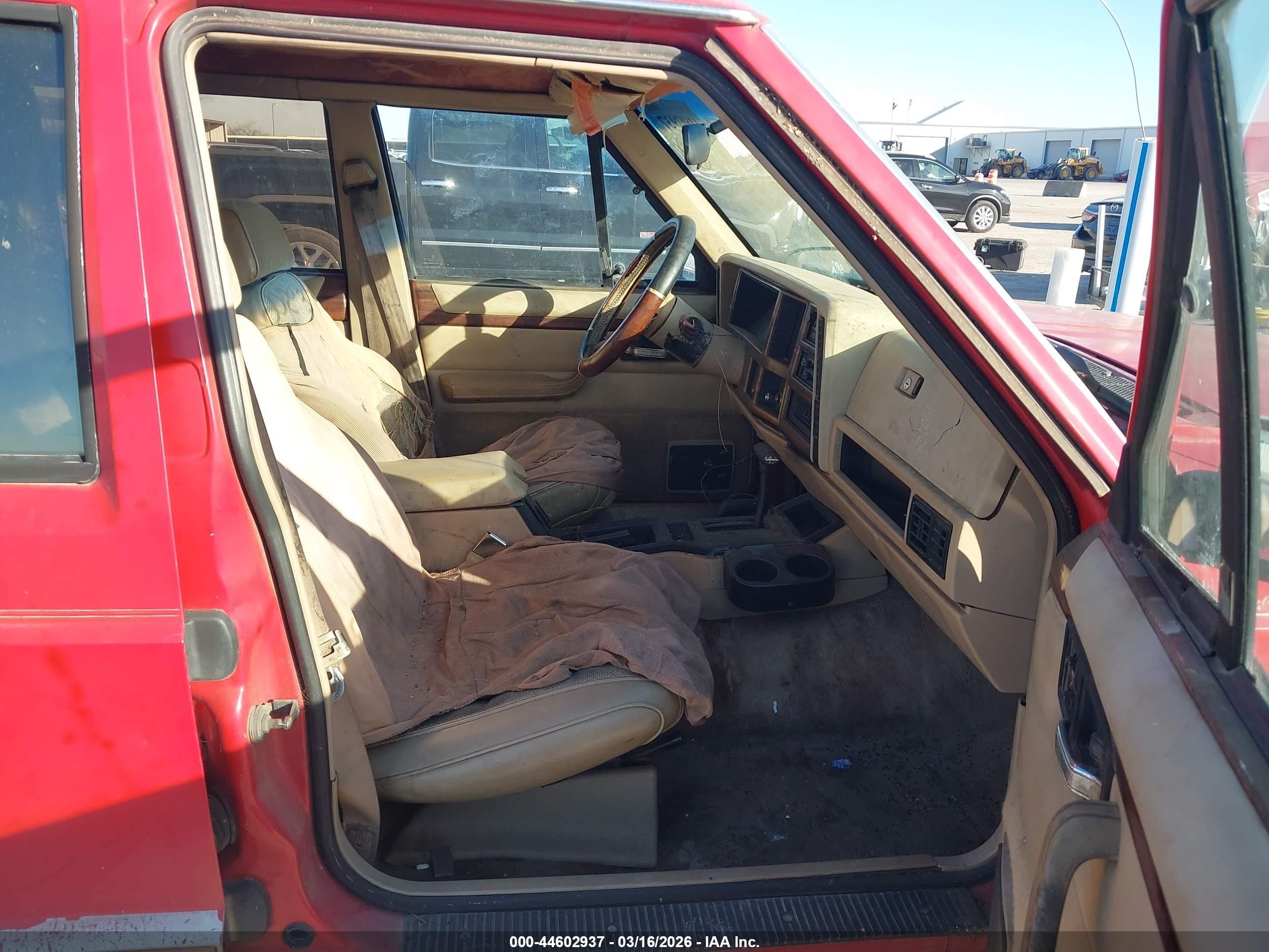 1993 Jeep Cherokee Country Red vin: 1J4FJ78S6PL572750