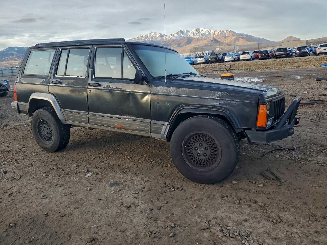 1993 Jeep Cherokee Country Black vin: 1J4FJ78S9PL589039