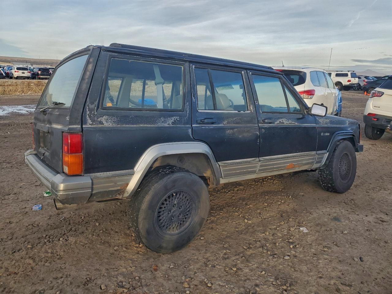 1993 Jeep Cherokee Country Black vin: 1J4FJ78S9PL589039