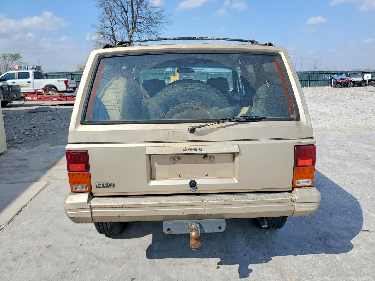 1993 Jeep Cherokee Country Gold vin: 1J4FJ78SXPL526399