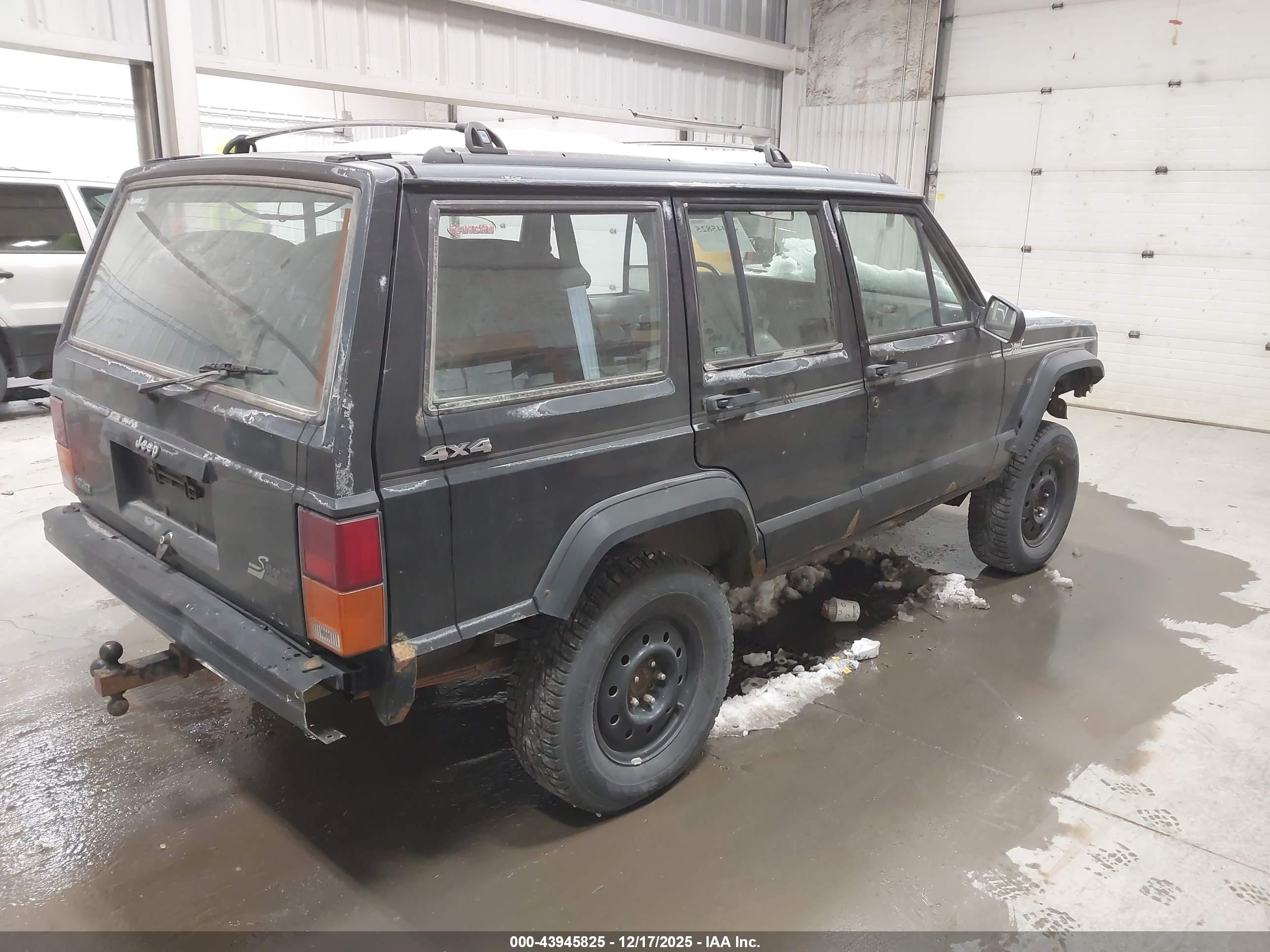 1992 Jeep Cherokee Sport Black vin: 1J4FJ88S7NL174580