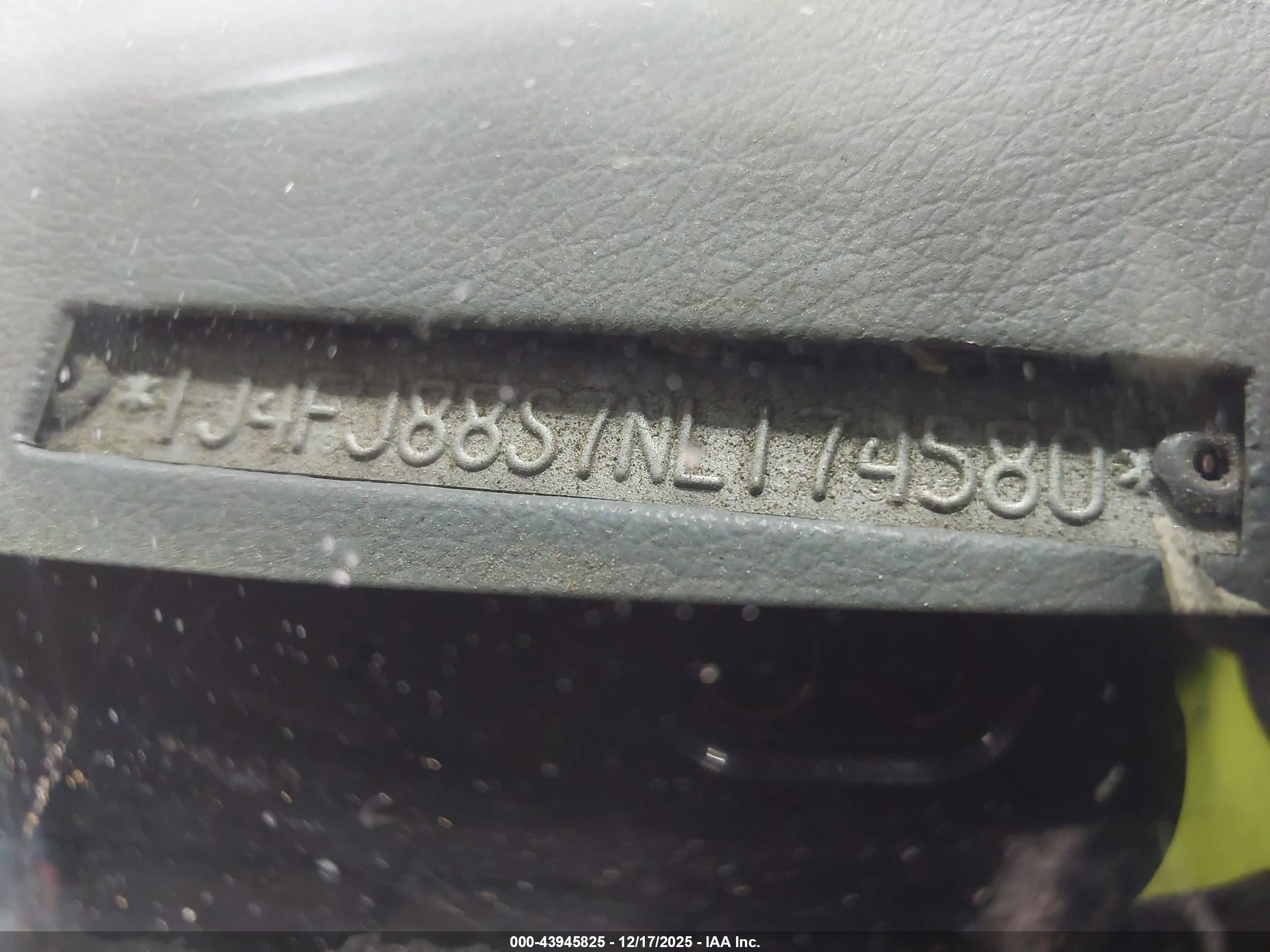 1992 Jeep Cherokee Sport Black vin: 1J4FJ88S7NL174580