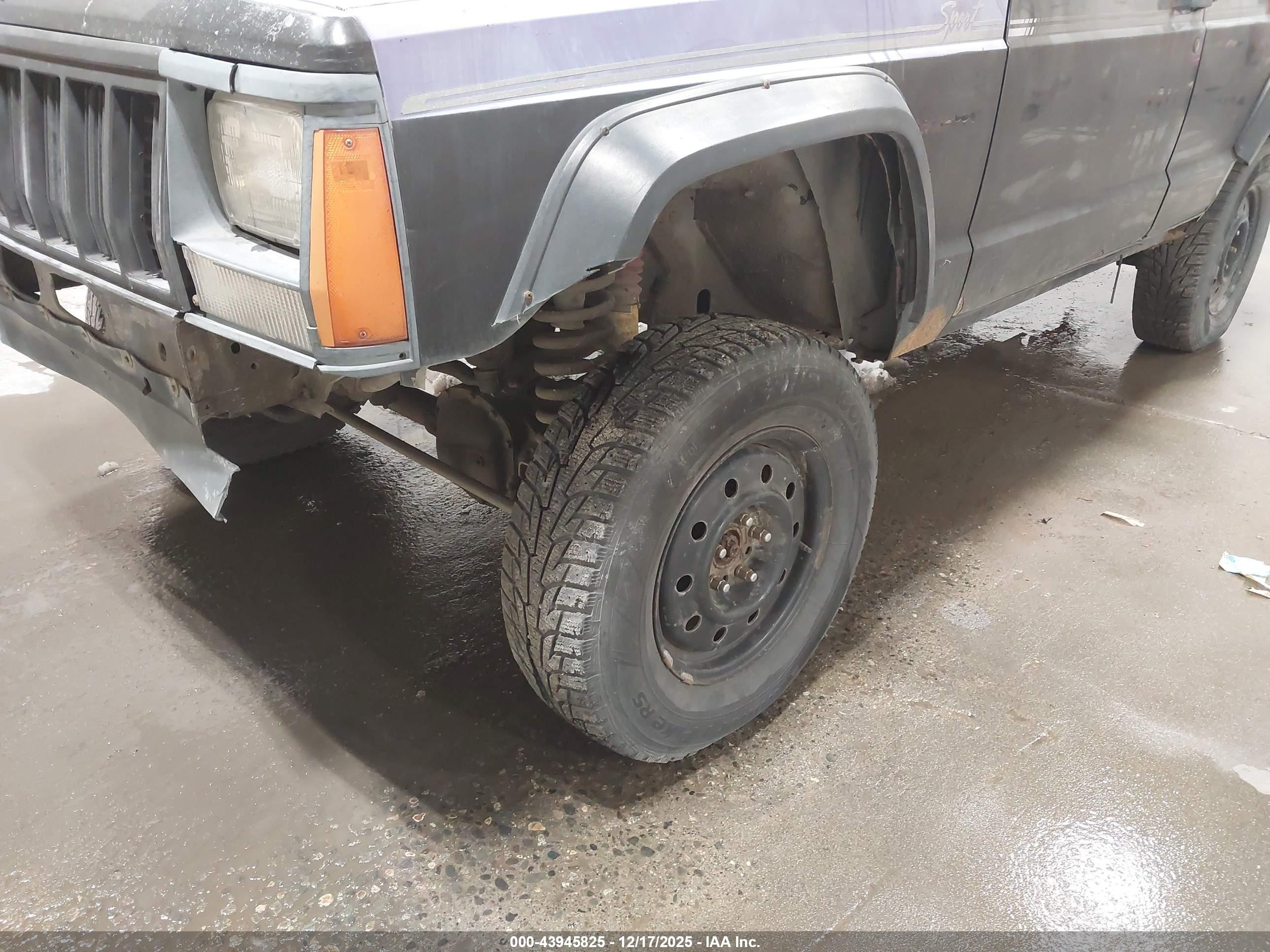 1992 Jeep Cherokee Sport Black vin: 1J4FJ88S7NL174580