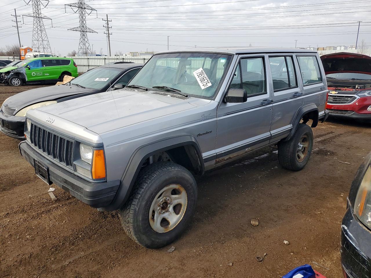 1992 Jeep Cherokee Sport Silver vin: 1J4FJ88S8NL102741