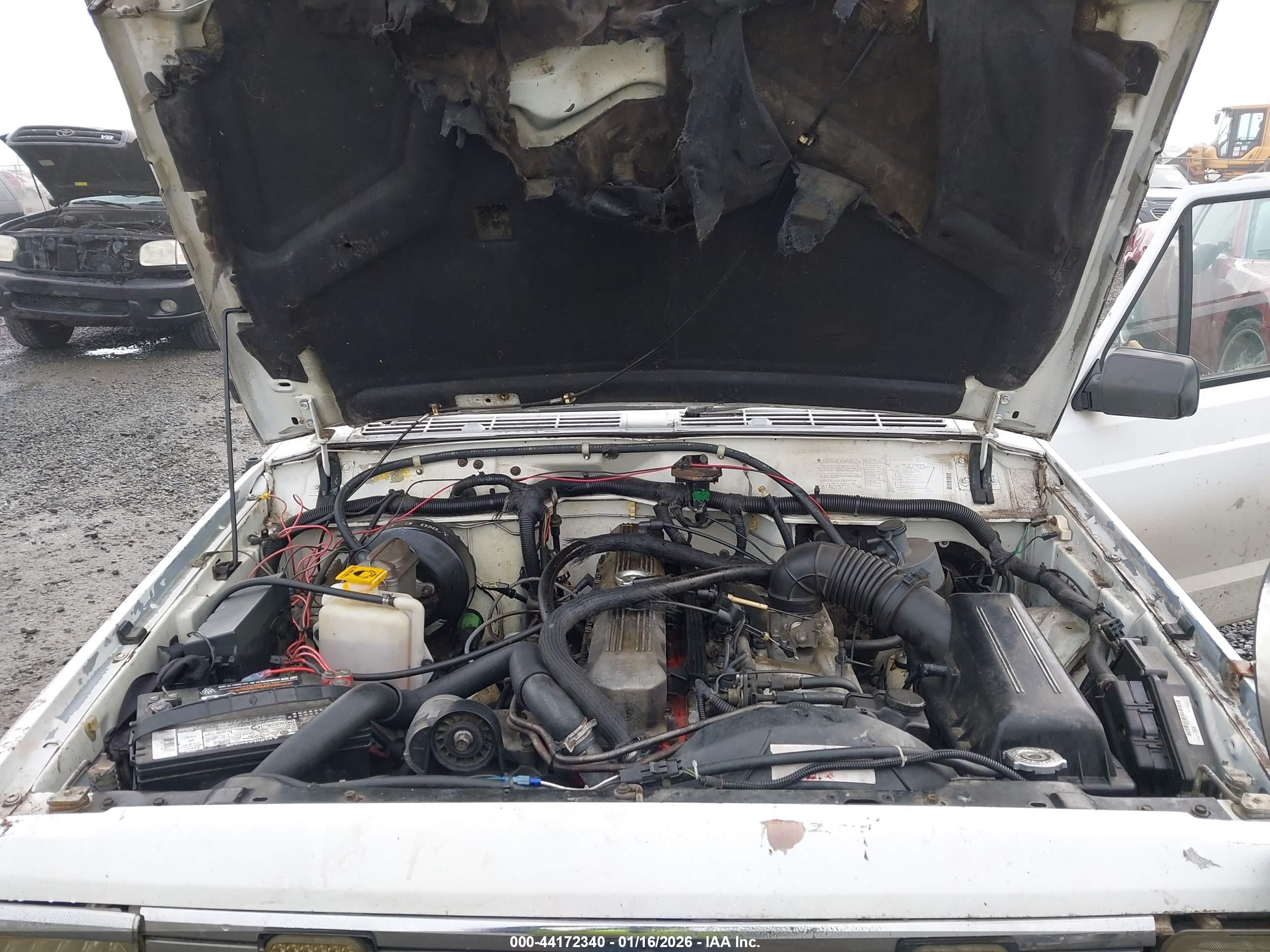 1993 Jeep Cherokee Postal White vin: 1J4FN21S3PL543353