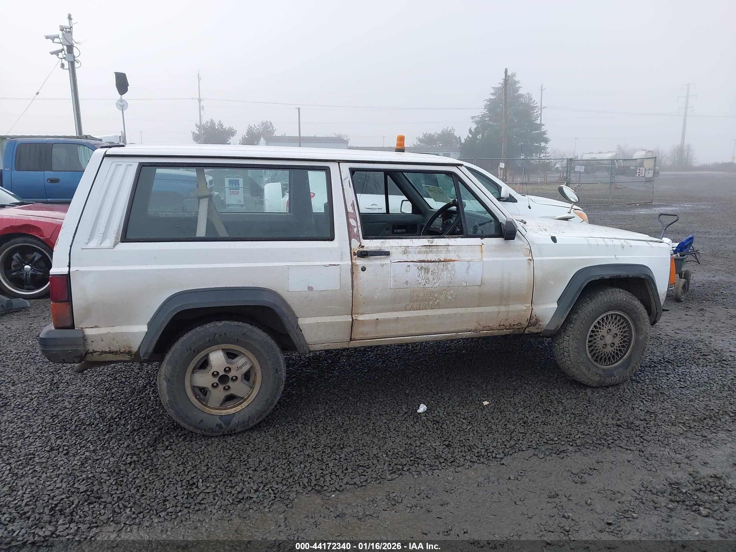 1993 Jeep Cherokee Postal White vin: 1J4FN21S3PL543353