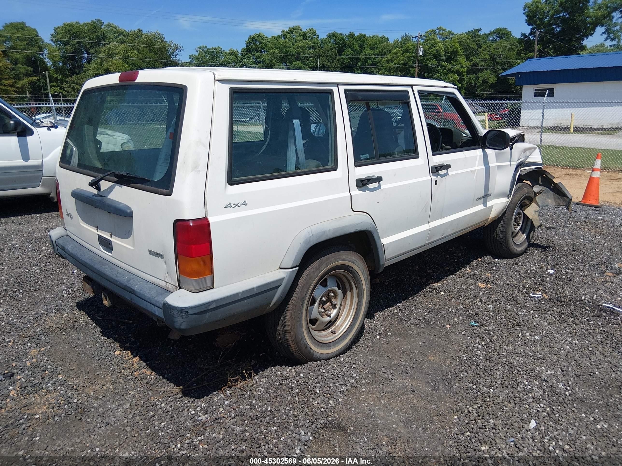 2000 Jeep Cherokee Rhd Rural Letter Carrier White vin: 1J4FN28S9YL164820