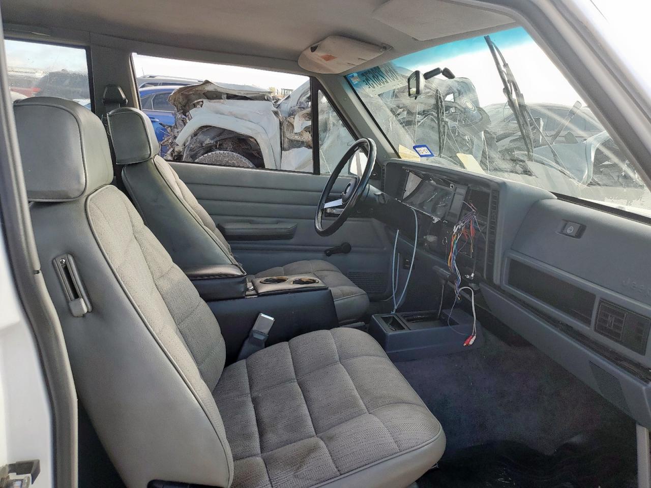 1993 Jeep Cherokee White vin: 1J4FT27S6PL626062
