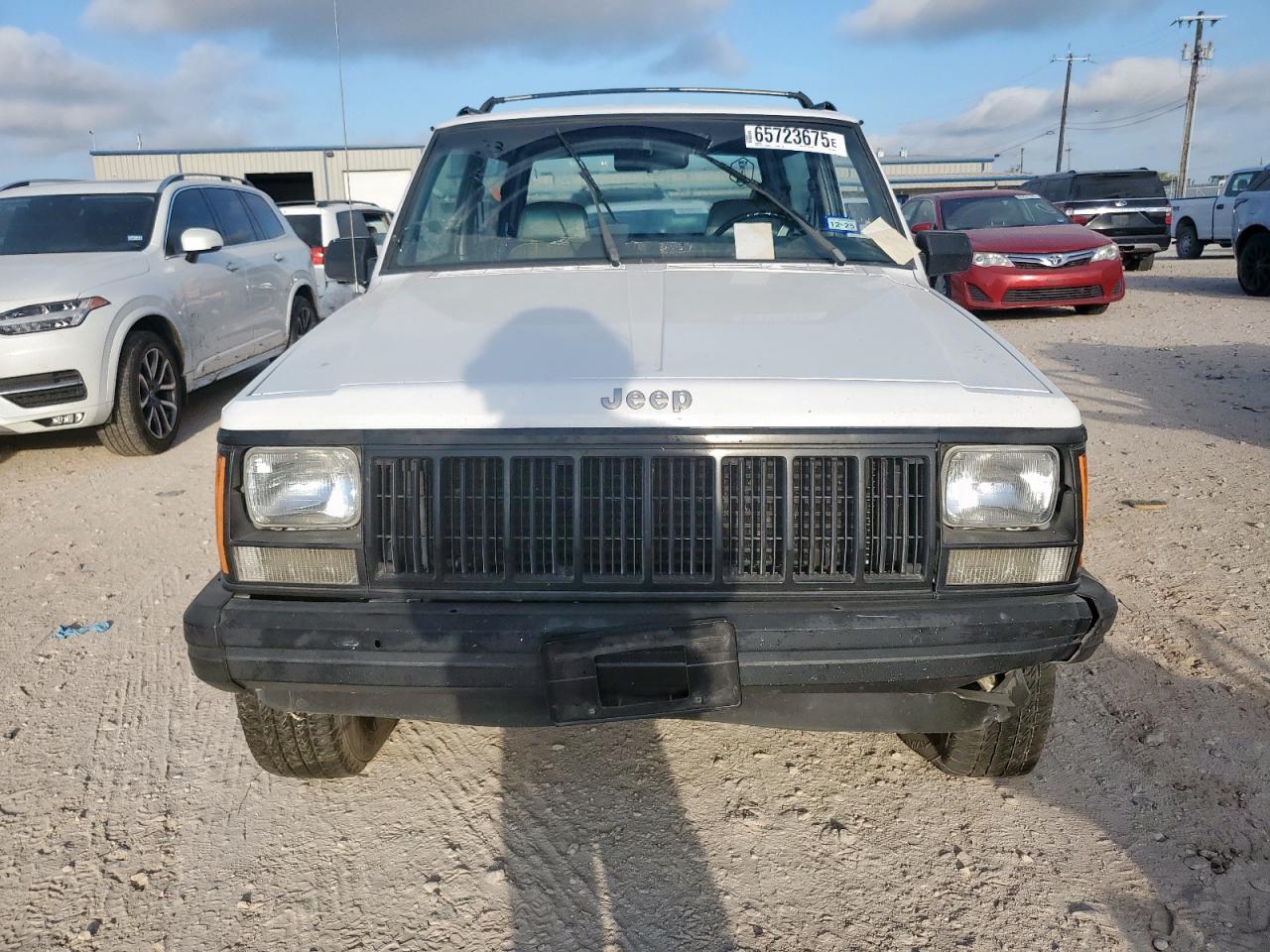 1993 Jeep Cherokee White vin: 1J4FT27S6PL626062