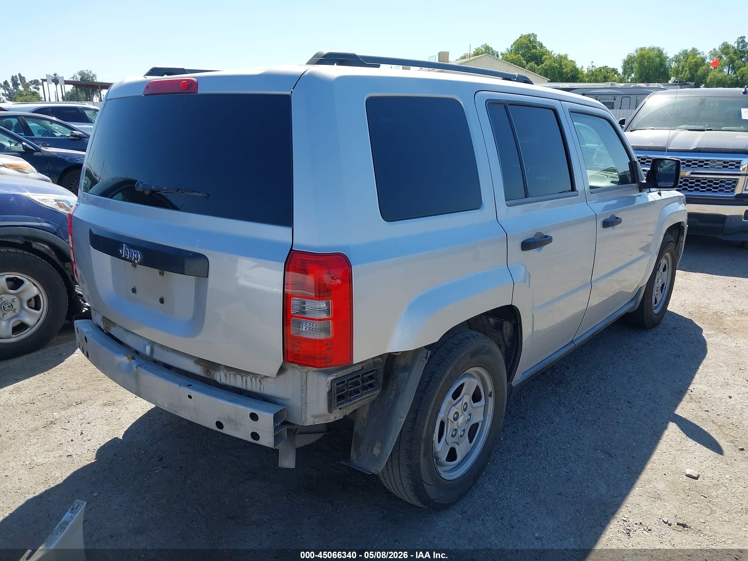 2009 Jeep Patriot Sport Silver vin: 1J4FT28A89D124916
