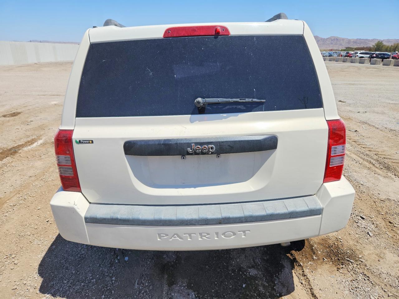 2009 Jeep Patriot Sport White vin: 1J4FT28B09D155148