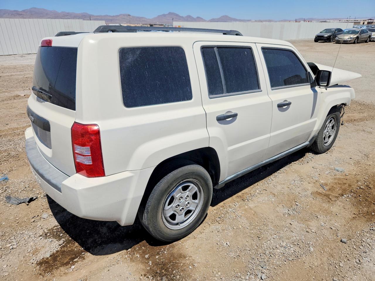2009 Jeep Patriot Sport White vin: 1J4FT28B09D155148