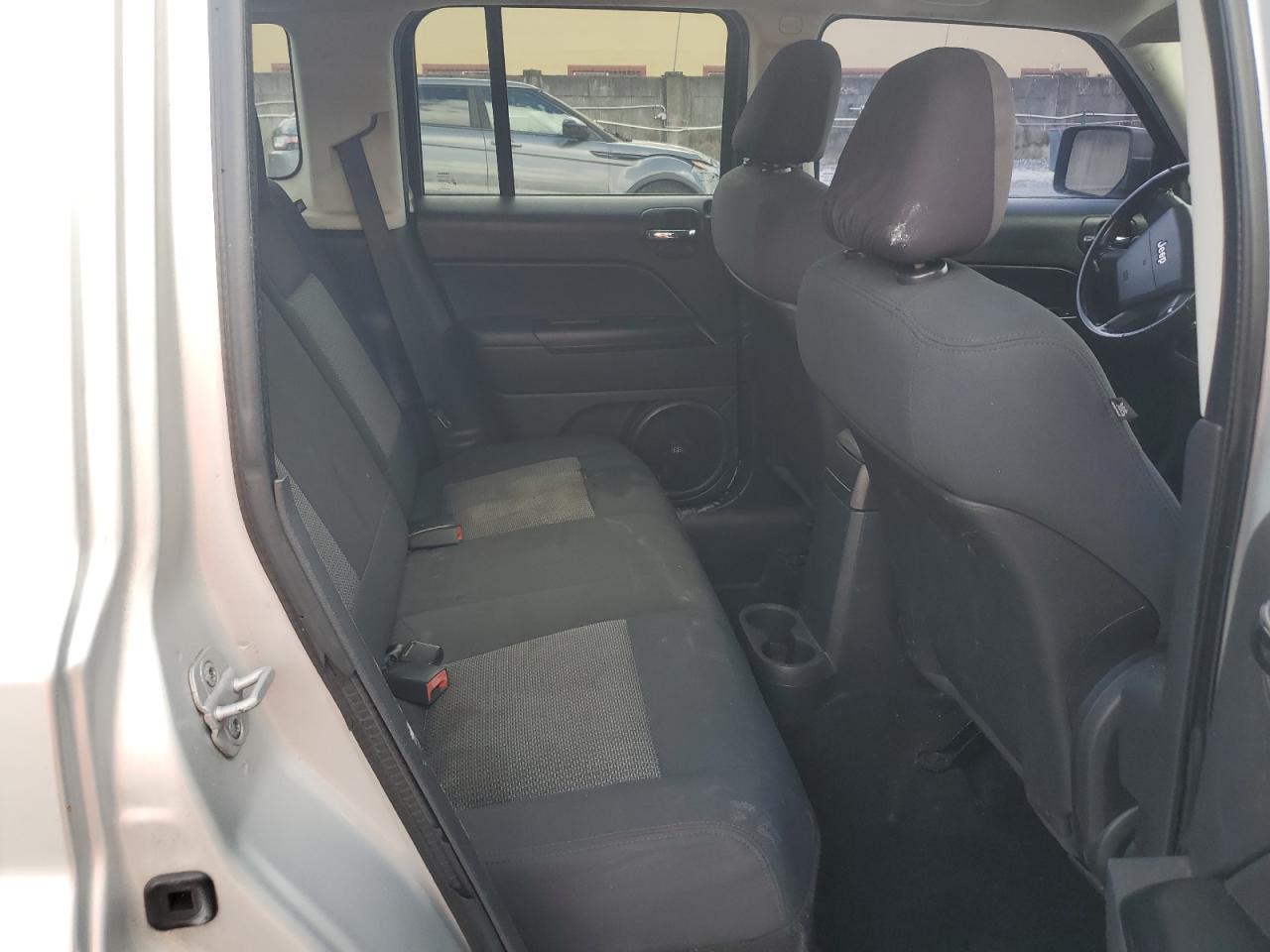 2009 Jeep Patriot Sport Silver vin: 1J4FT28B29D154745