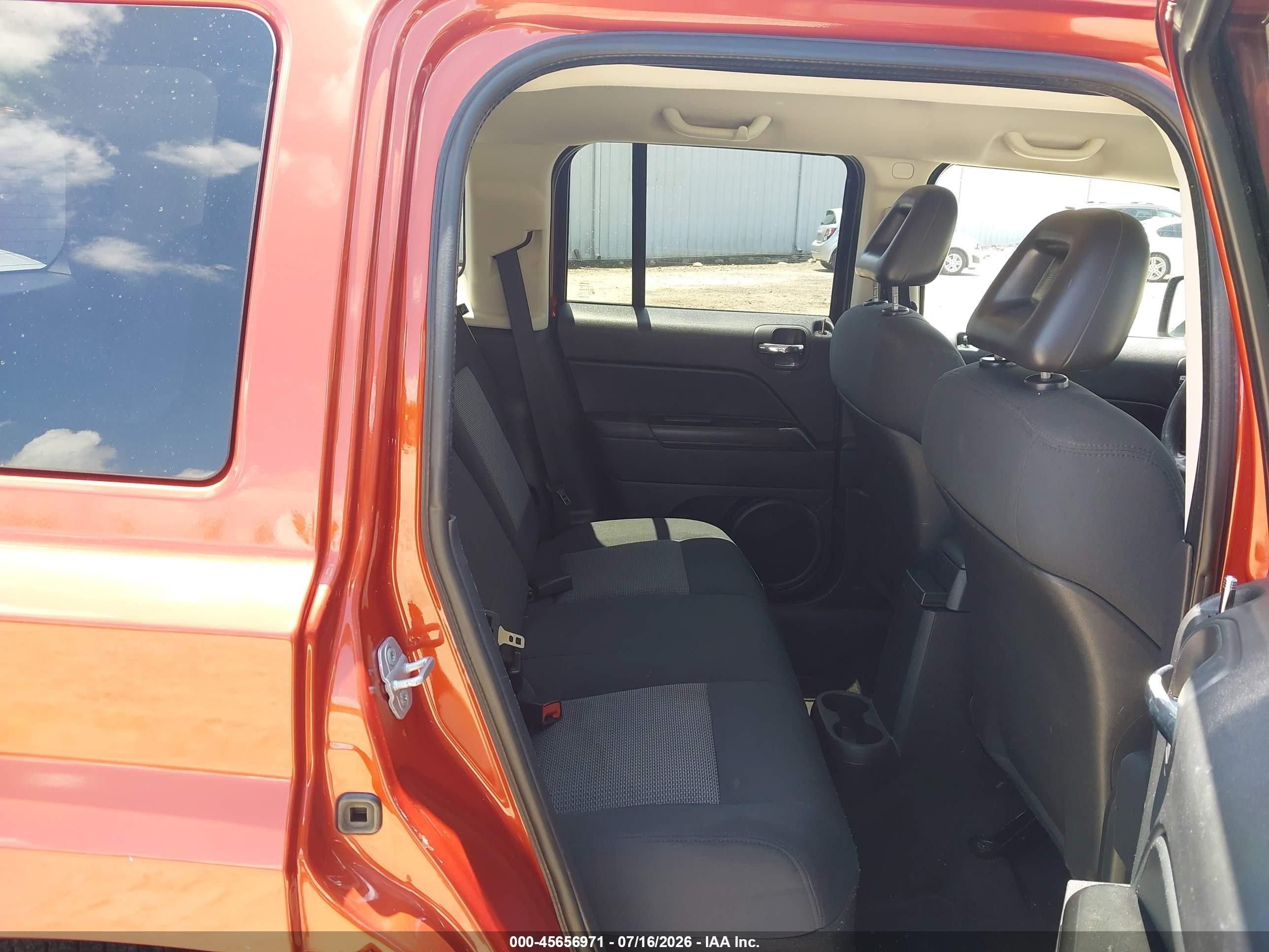 2009 Jeep Patriot Sport Оранжевый vin: 1J4FT28B39D160232