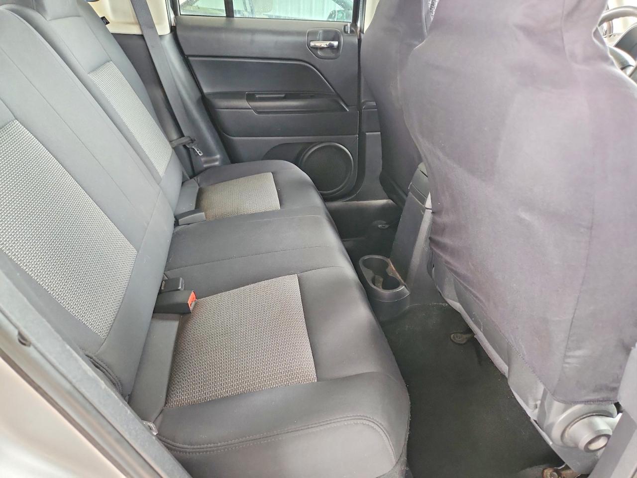 2009 Jeep Patriot Sport Серебряный vin: 1J4FT28B49D154665