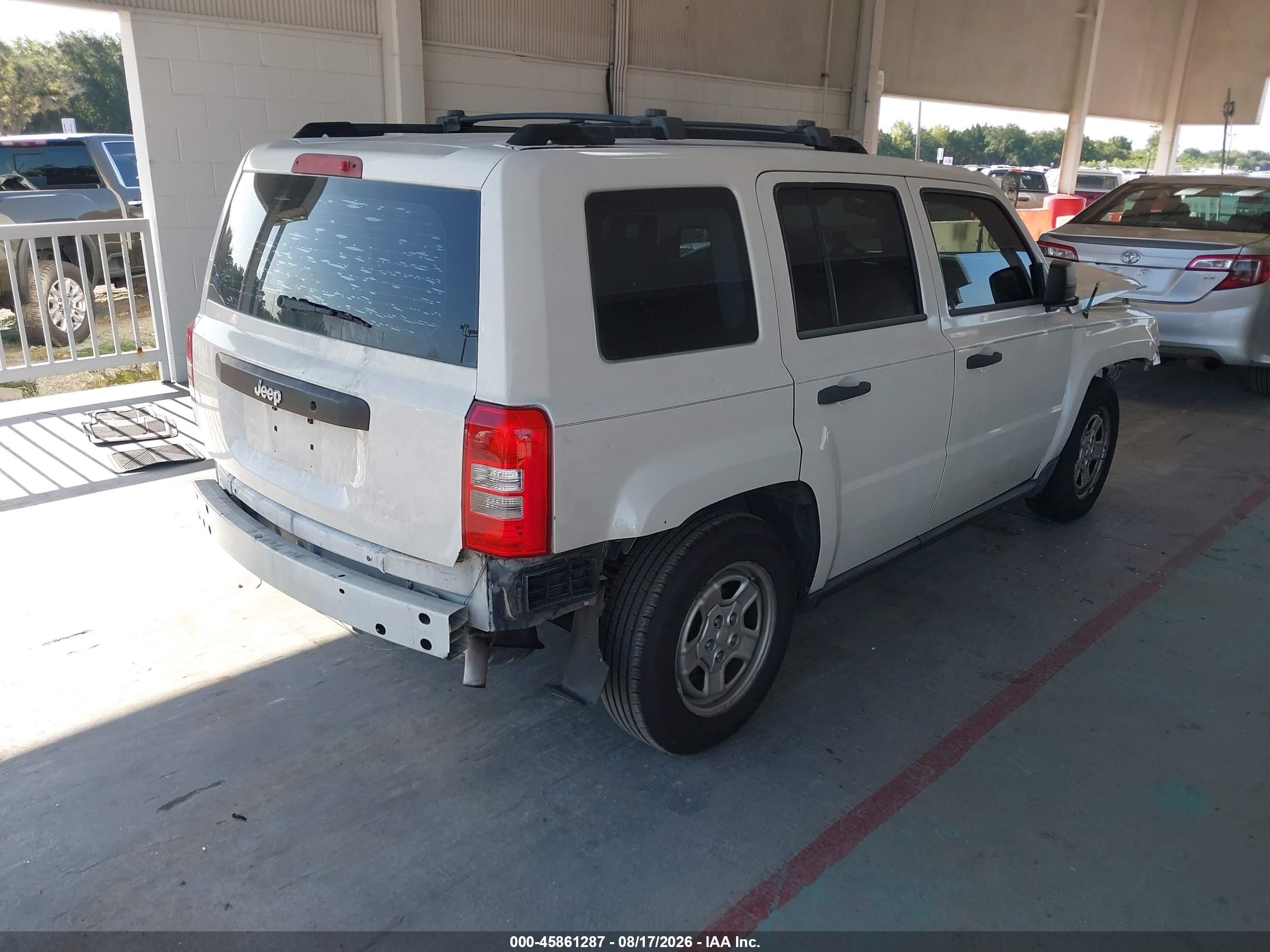 2009 Jeep Patriot Sport White vin: 1J4FT28B69D122879