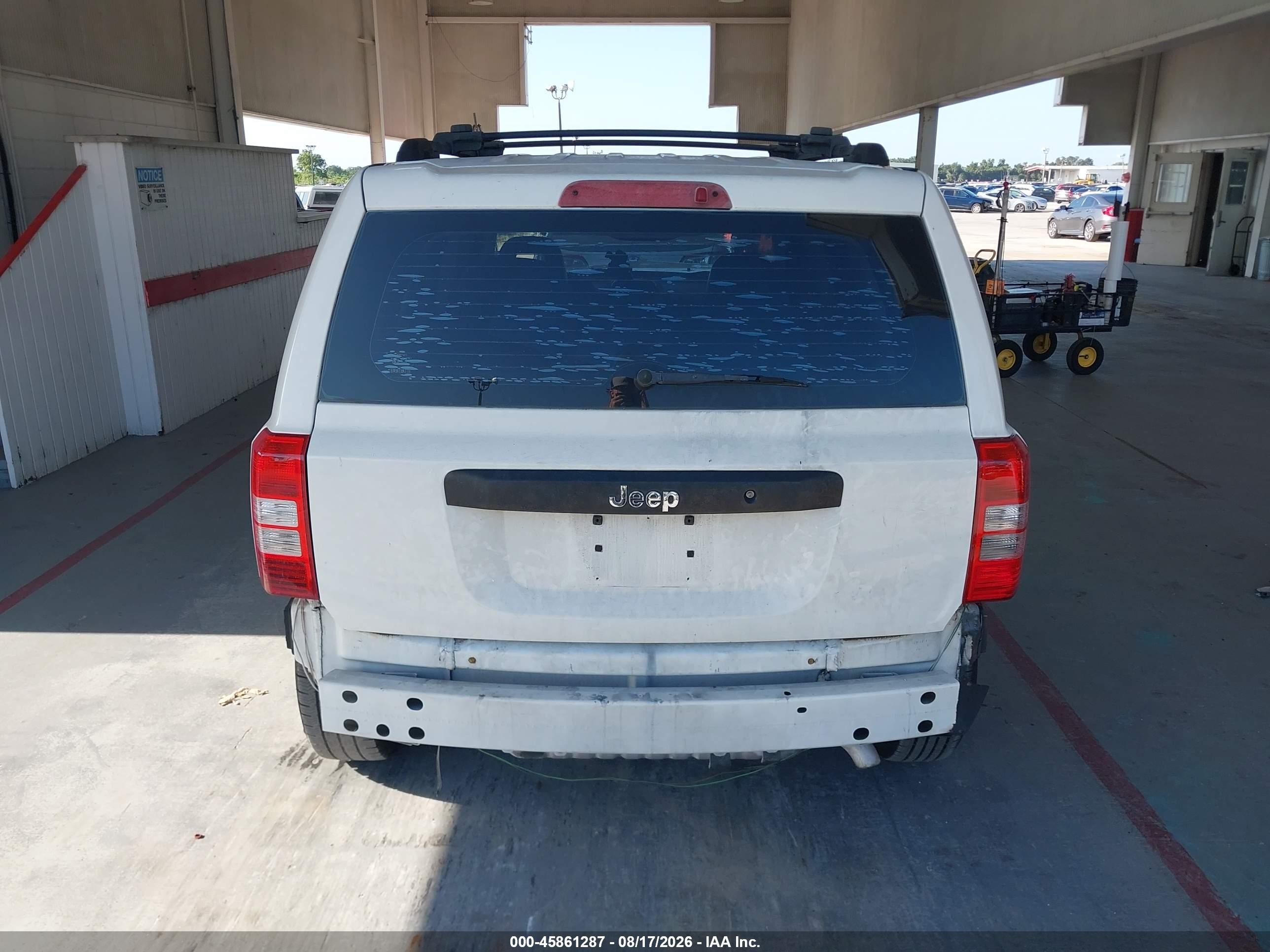2009 Jeep Patriot Sport White vin: 1J4FT28B69D122879