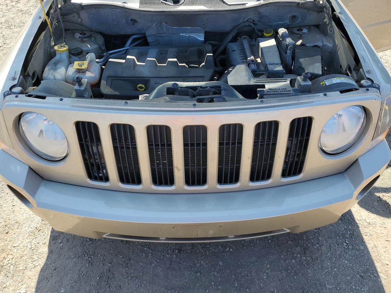 2009 Jeep Patriot Sport Tan vin: 1J4FT28B99D147324