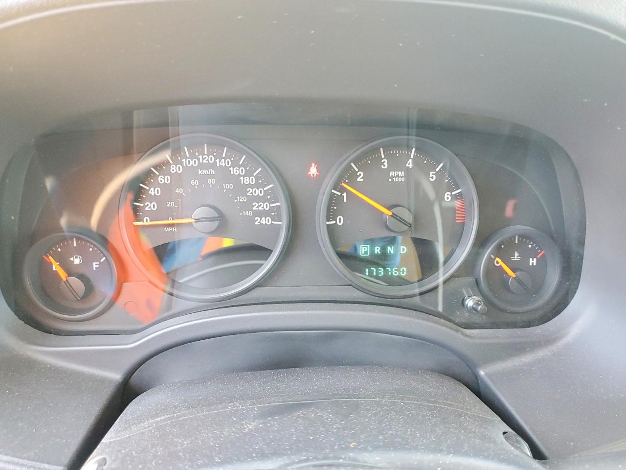 2009 Jeep Patriot Sport Tan vin: 1J4FT28B99D147324