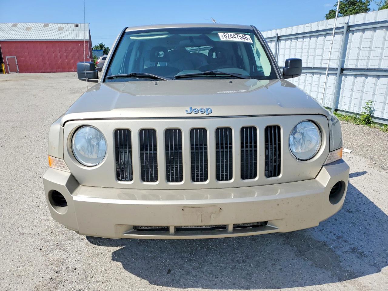 2009 Jeep Patriot Sport Tan vin: 1J4FT28B99D147324