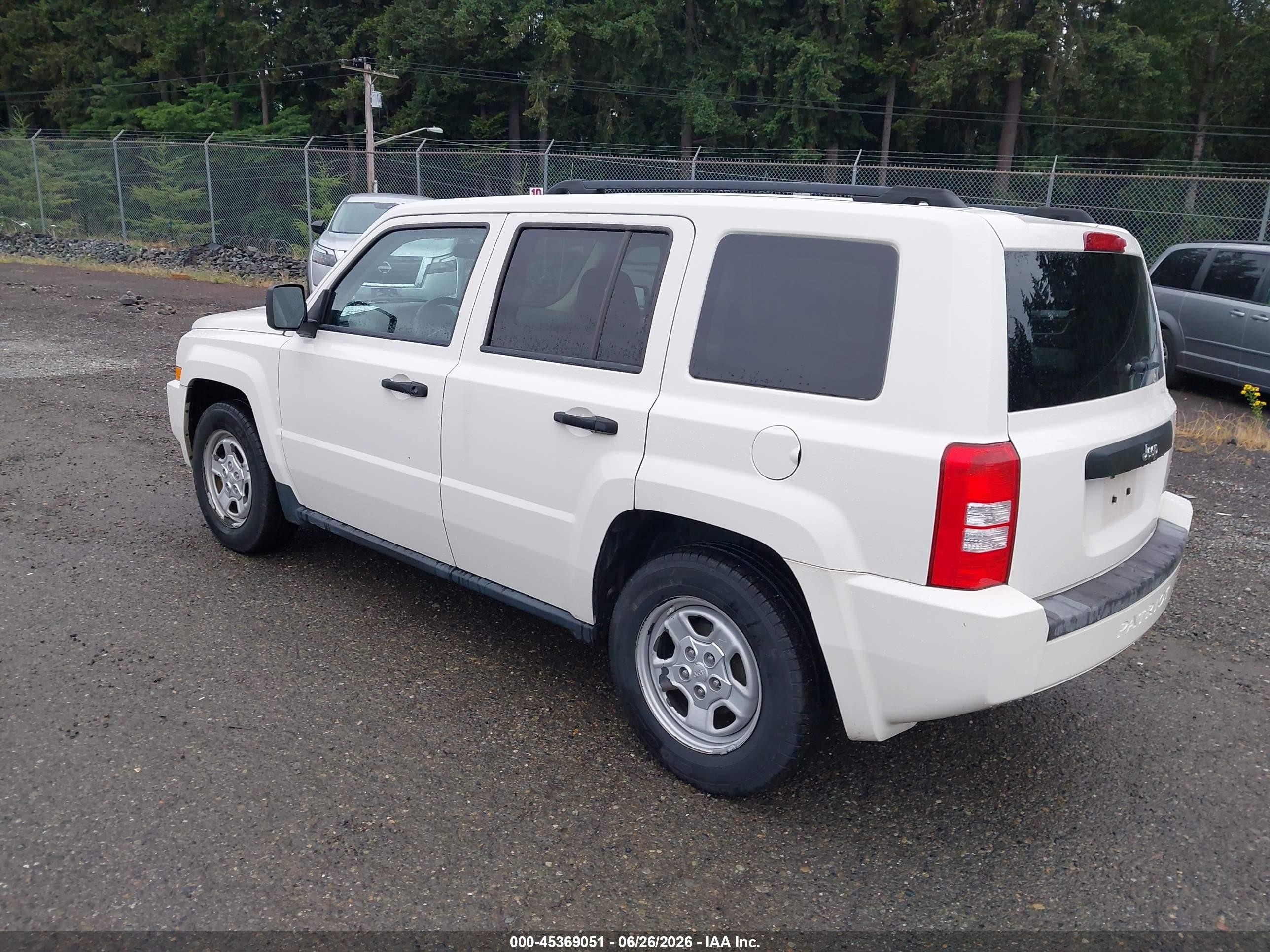 2009 Jeep Patriot Sport White vin: 1J4FT28B99D255989