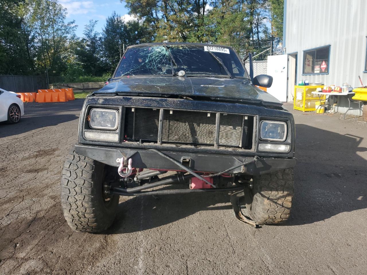 1999 Jeep Cherokee Se Black vin: 1J4FT28P3XL595475