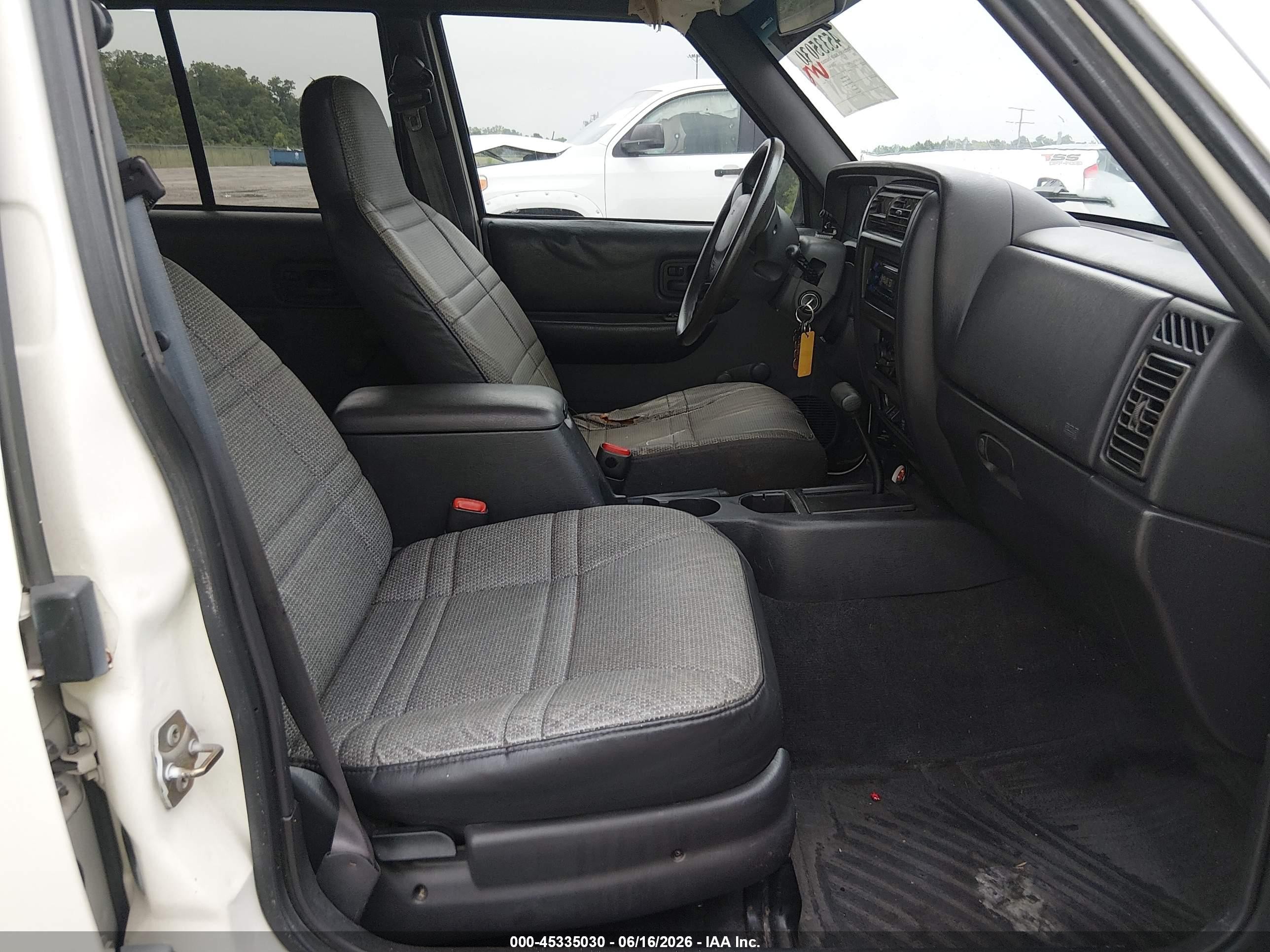 2000 Jeep Cherokee Se Белый vin: 1J4FT28S1YL171962