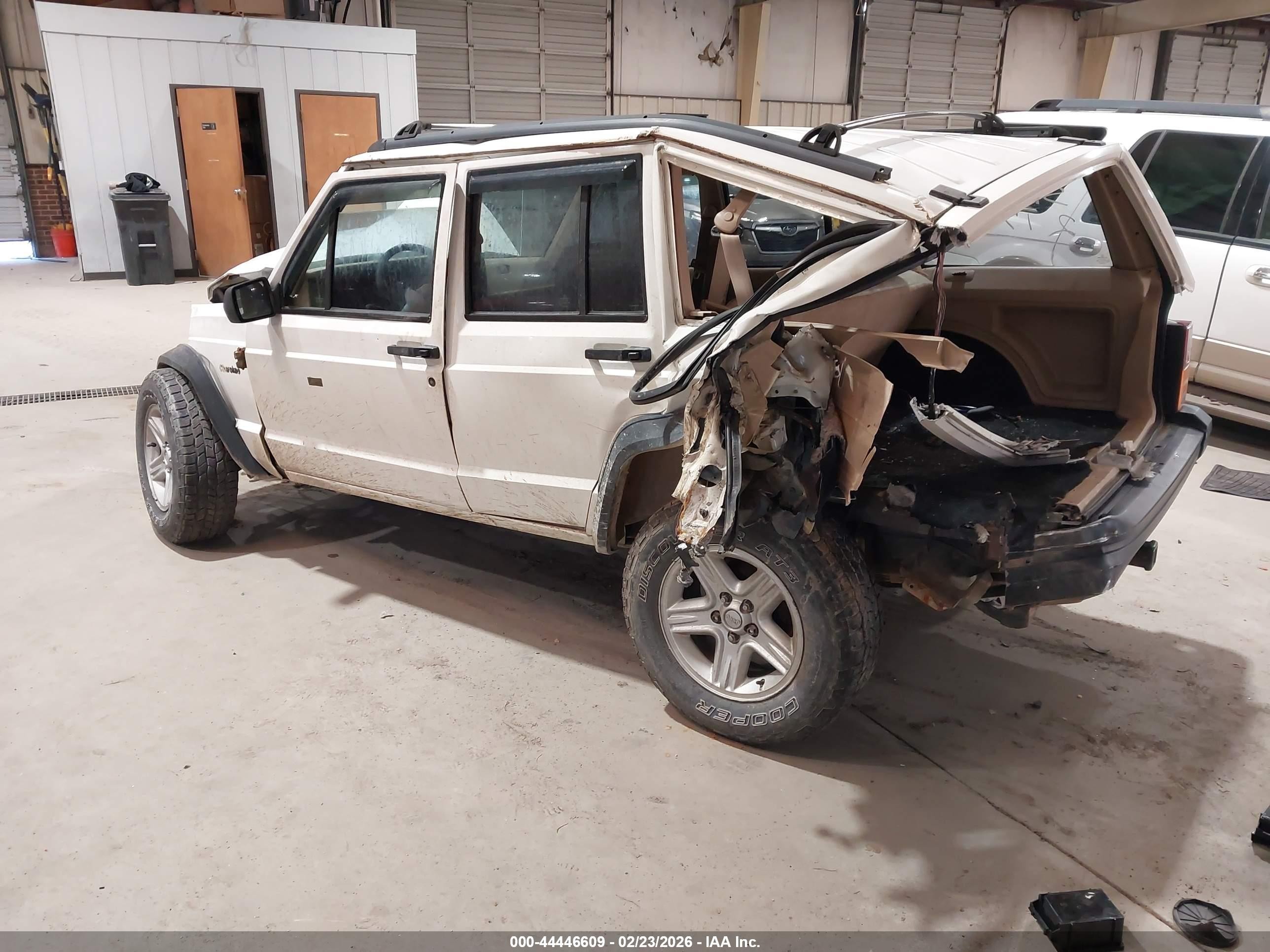 1996 Jeep Cherokee Se White vin: 1J4FT28S6TL181198