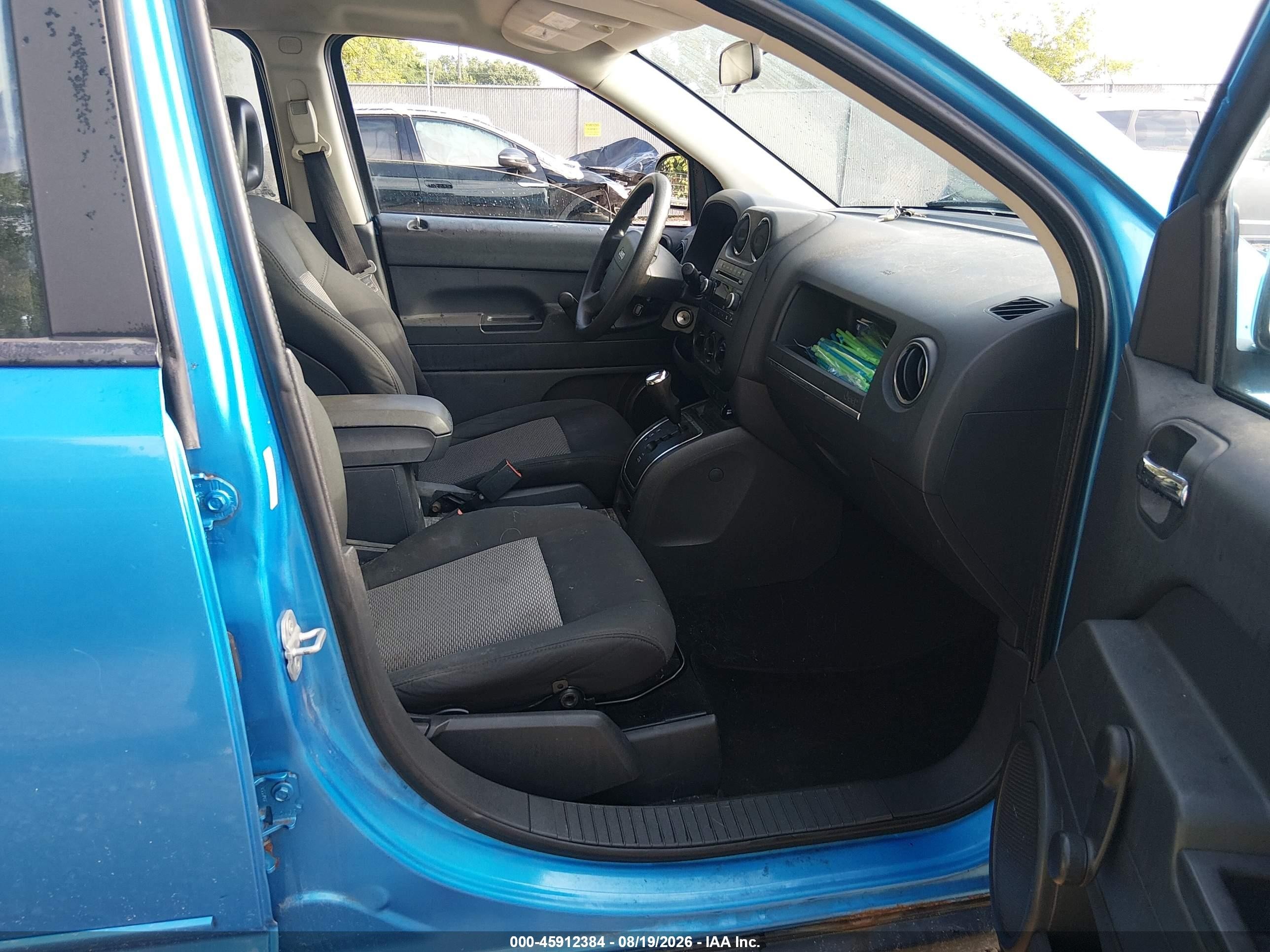 2009 Jeep Compass Sport Light Blue vin: 1J4FT47B49D102563