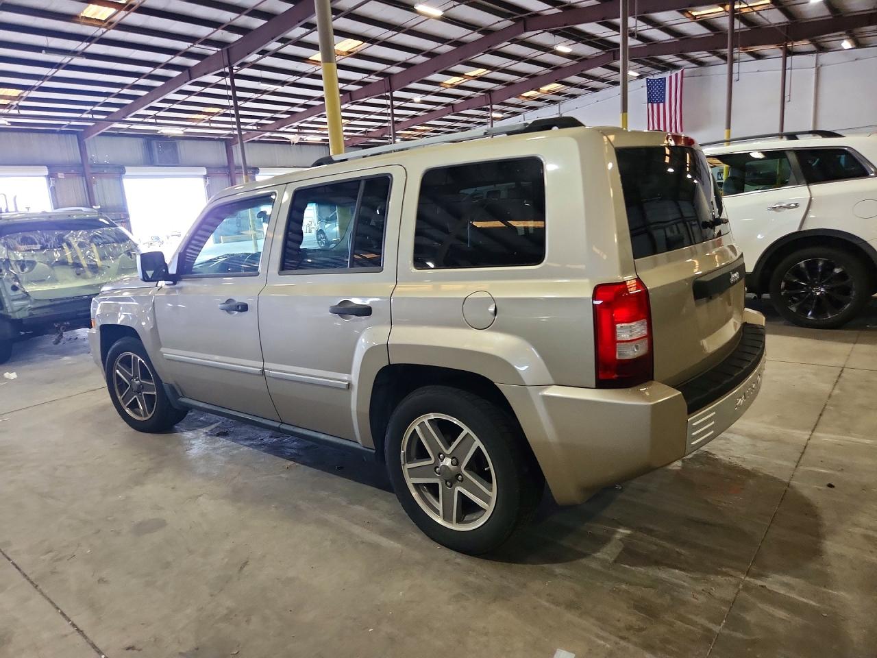 2009 Jeep Patriot Limited Tan vin: 1J4FT48B79D141078