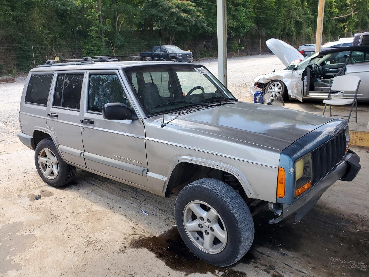 2001 Jeep Cherokee Sport Серый vin: 1J4FT48S01L549688