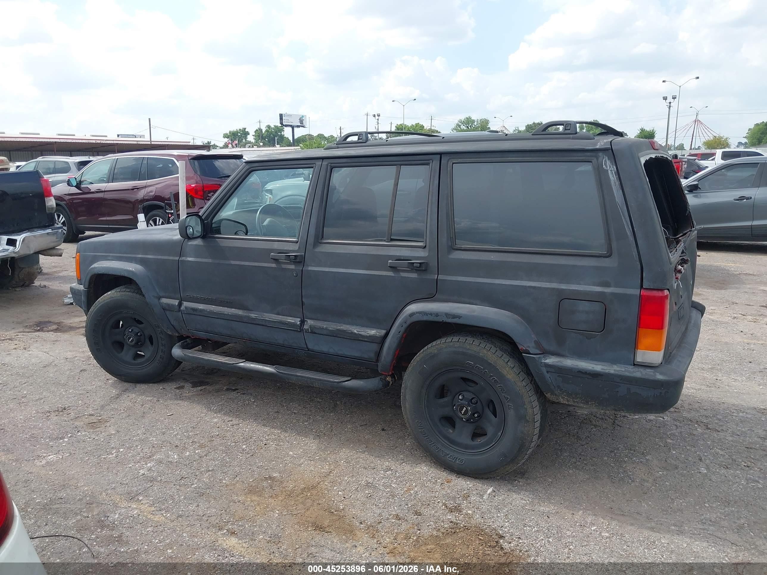 2001 Jeep Cherokee Sport Серый vin: 1J4FT48S21L559736