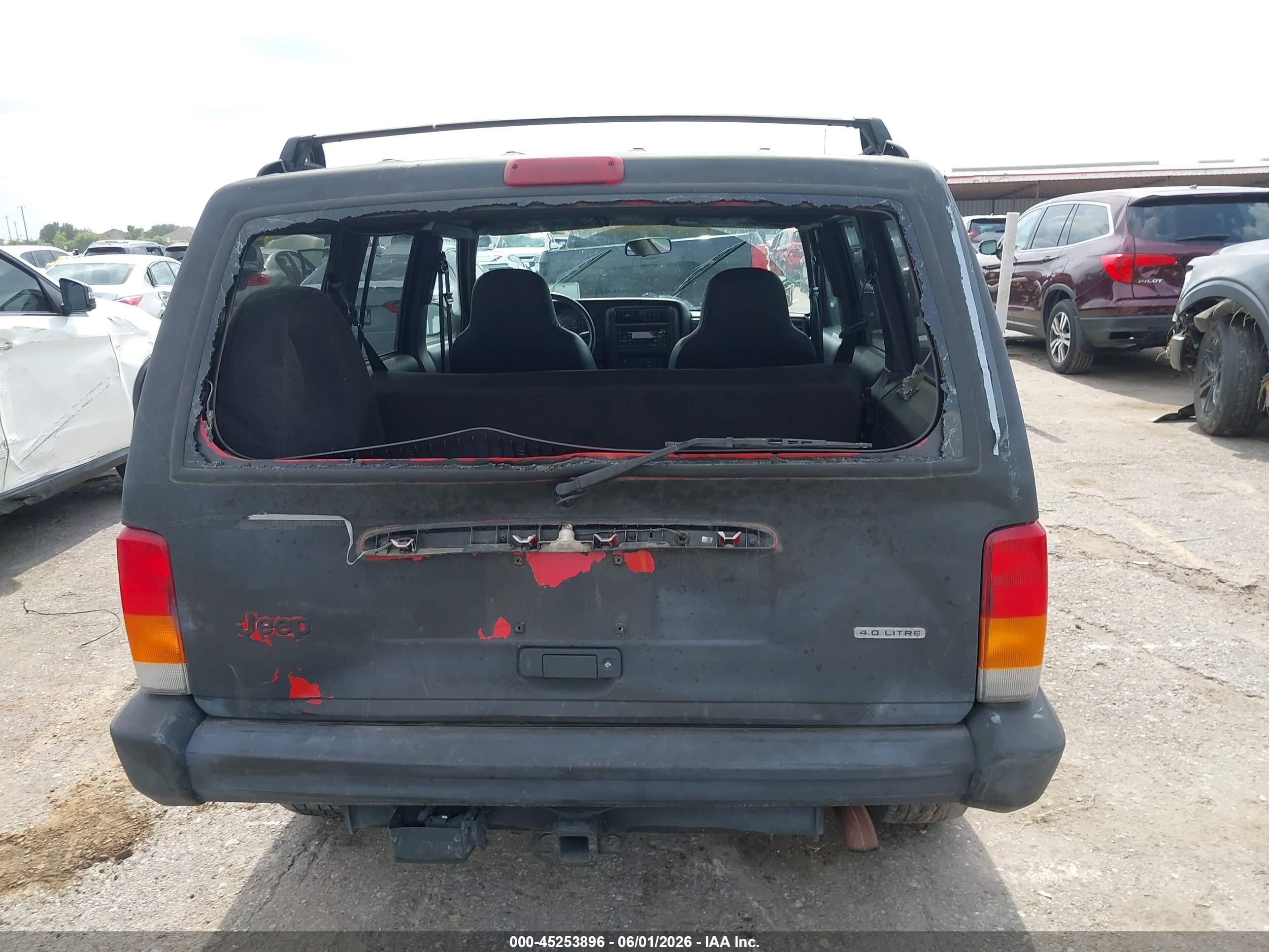 2001 Jeep Cherokee Sport Серый vin: 1J4FT48S21L559736