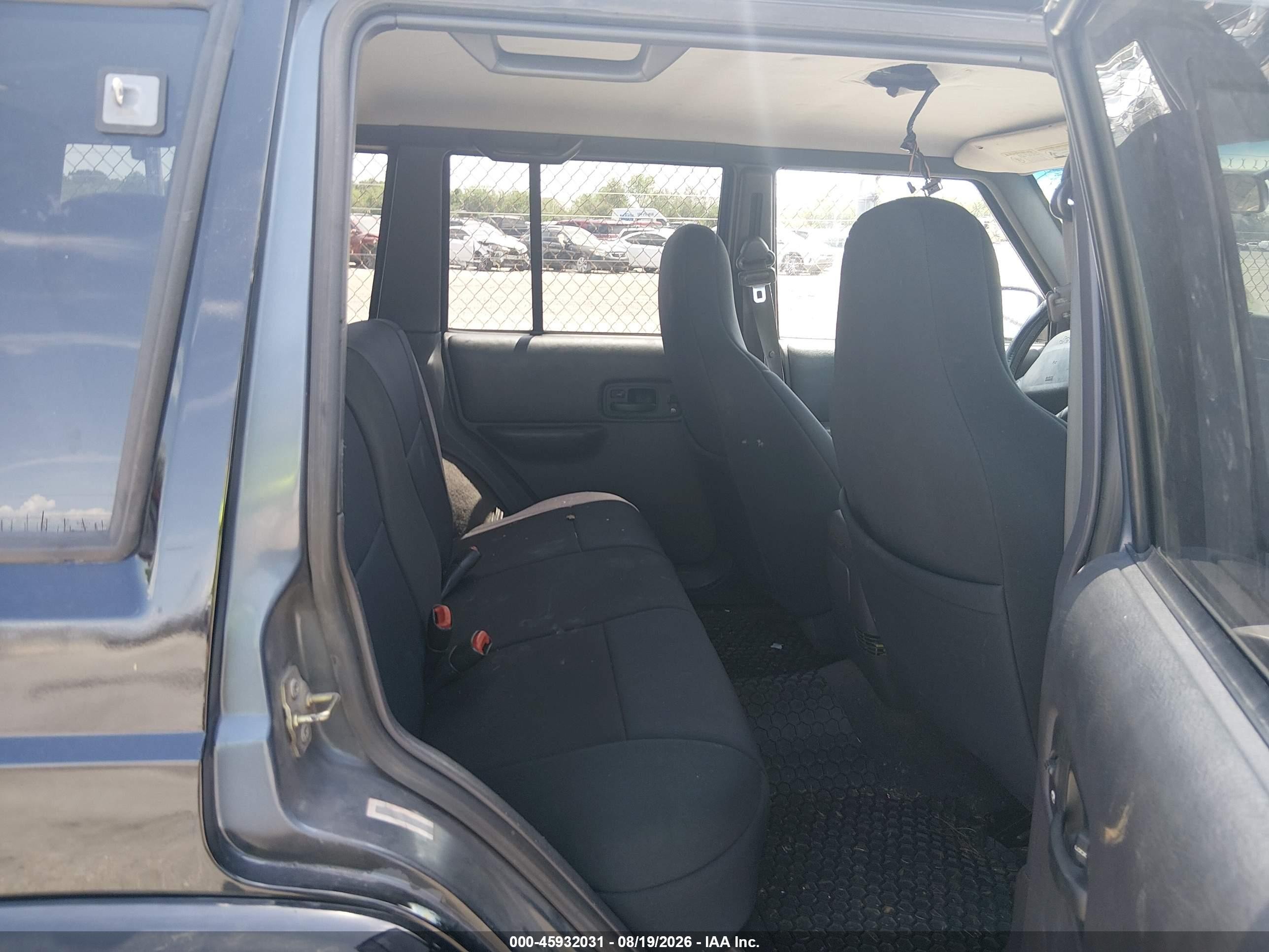 2001 Jeep Cherokee Sport Black vin: 1J4FT48S31L608717