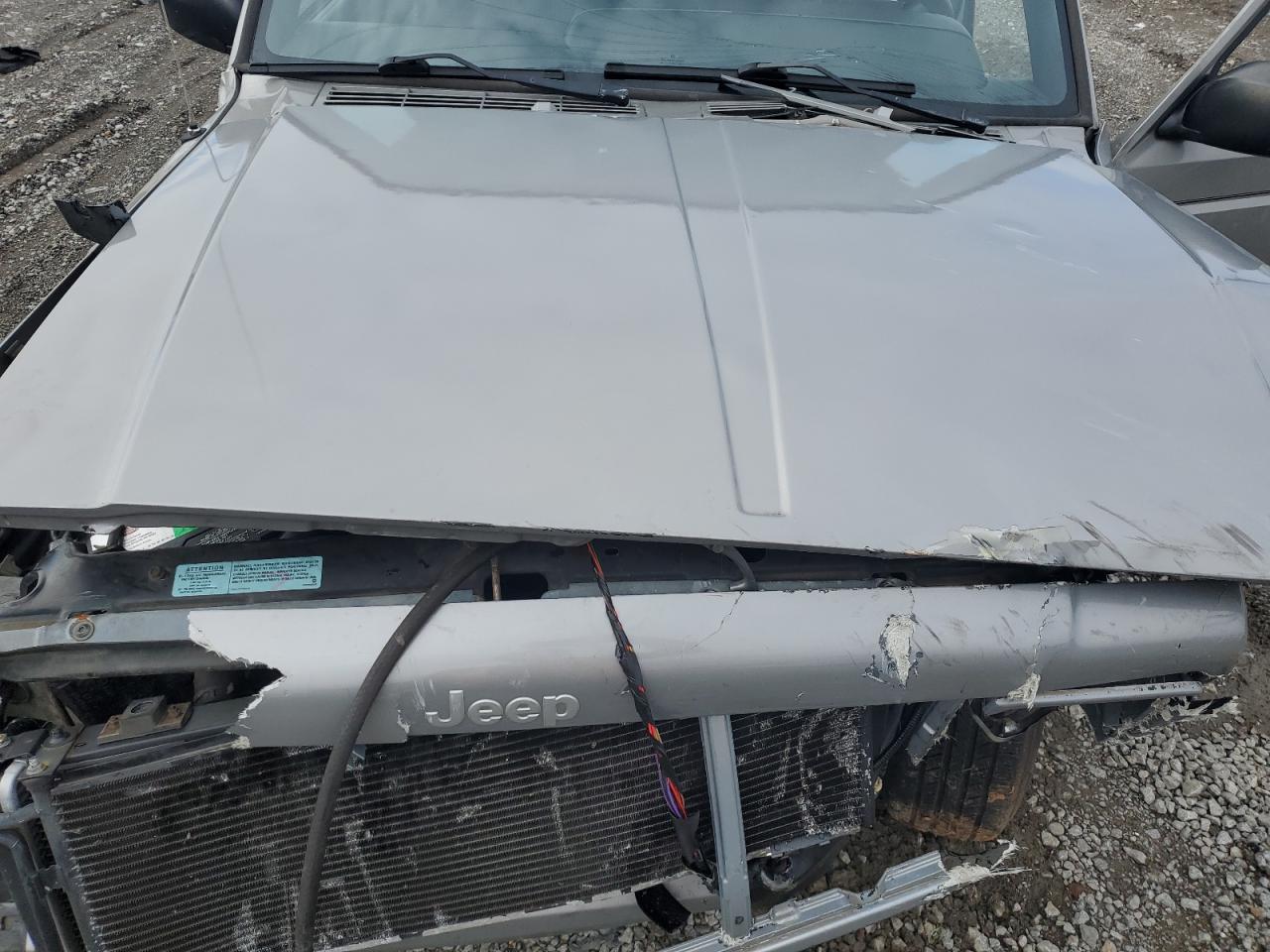 2000 Jeep Cherokee Sport Gray vin: 1J4FT48S7YL181665