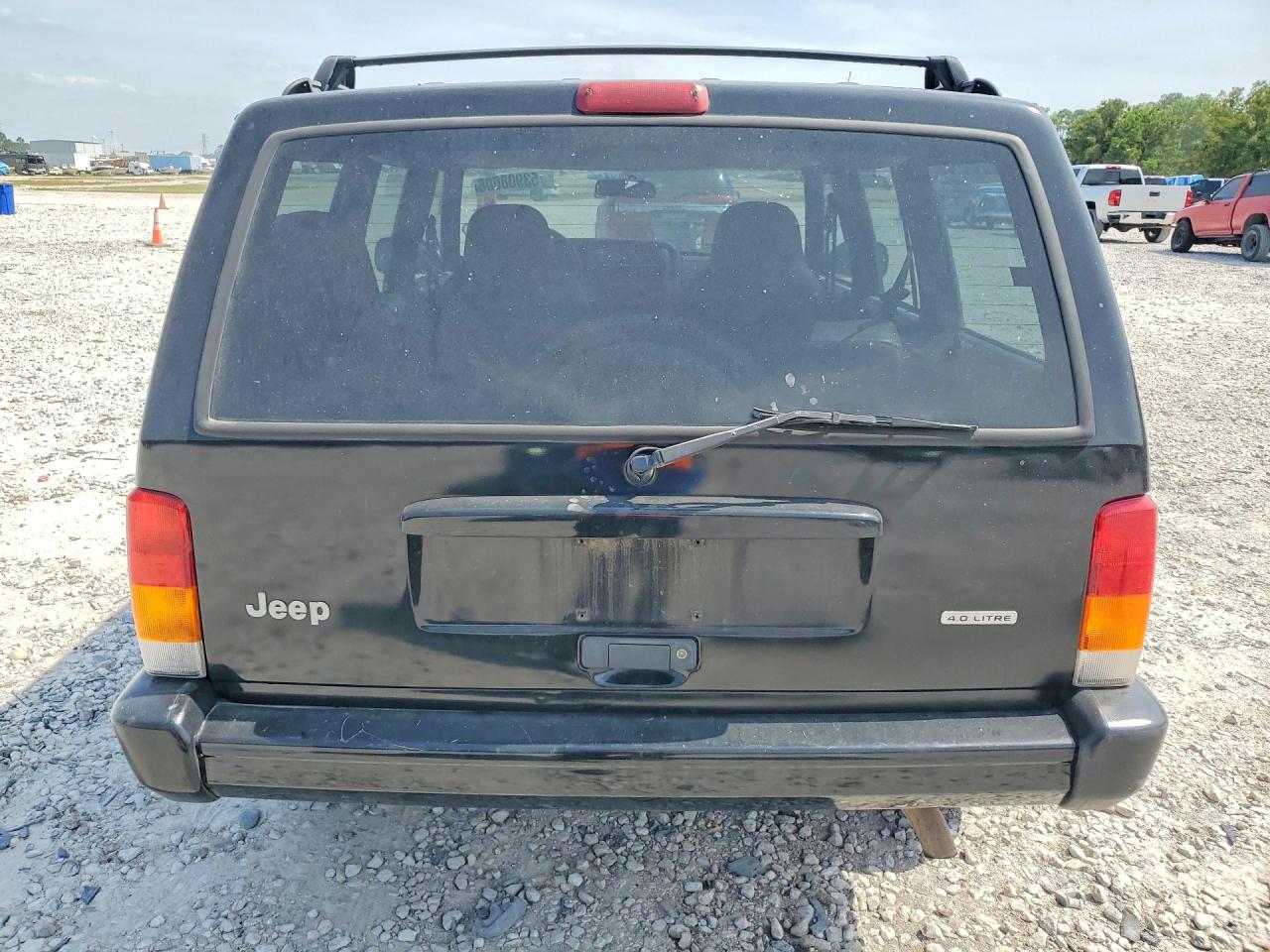 2000 Jeep Cherokee Sport Gray vin: 1J4FT48S8YL114878