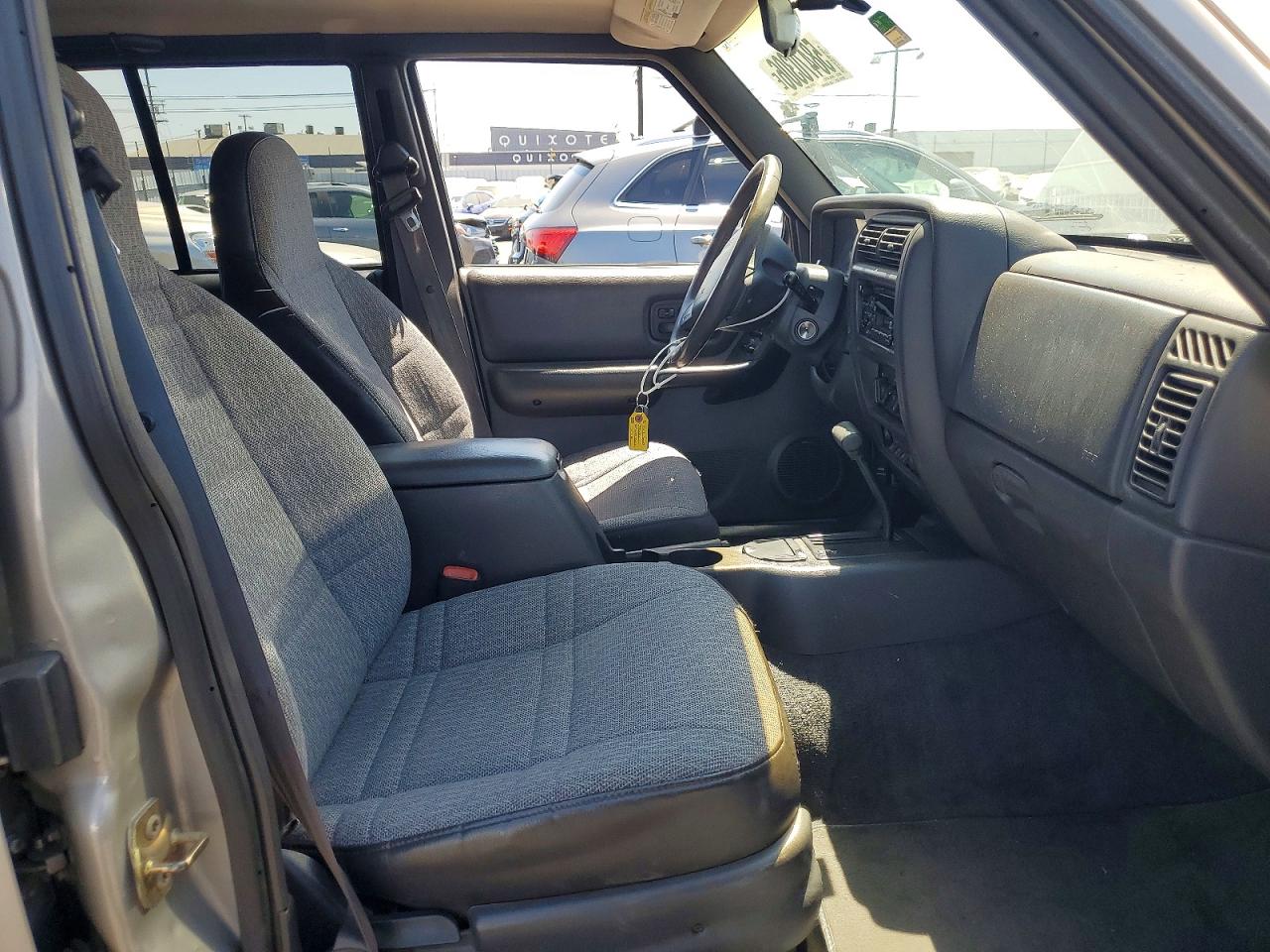 2001 Jeep Cherokee Sport Gray vin: 1J4FT48SX1L506704