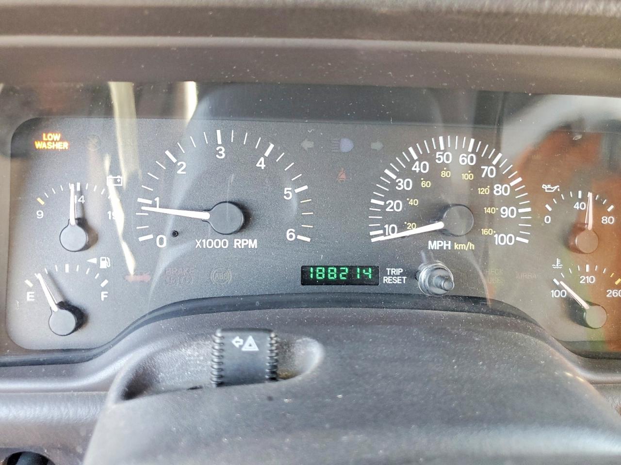 2001 Jeep Cherokee Sport Gray vin: 1J4FT48SX1L506704