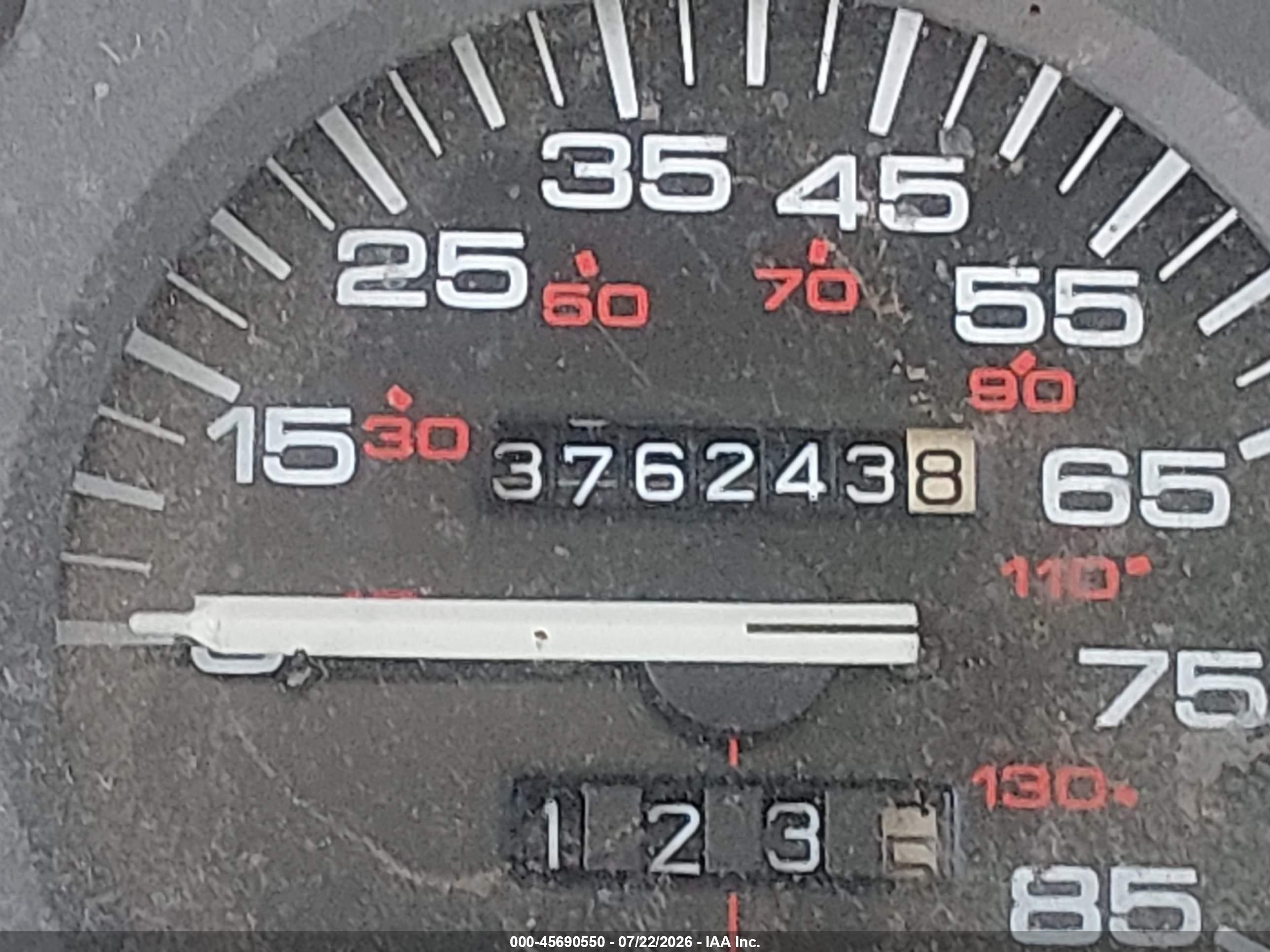 1990 Jeep Cherokee Laredo White vin: 1J4FT58L9LL171307