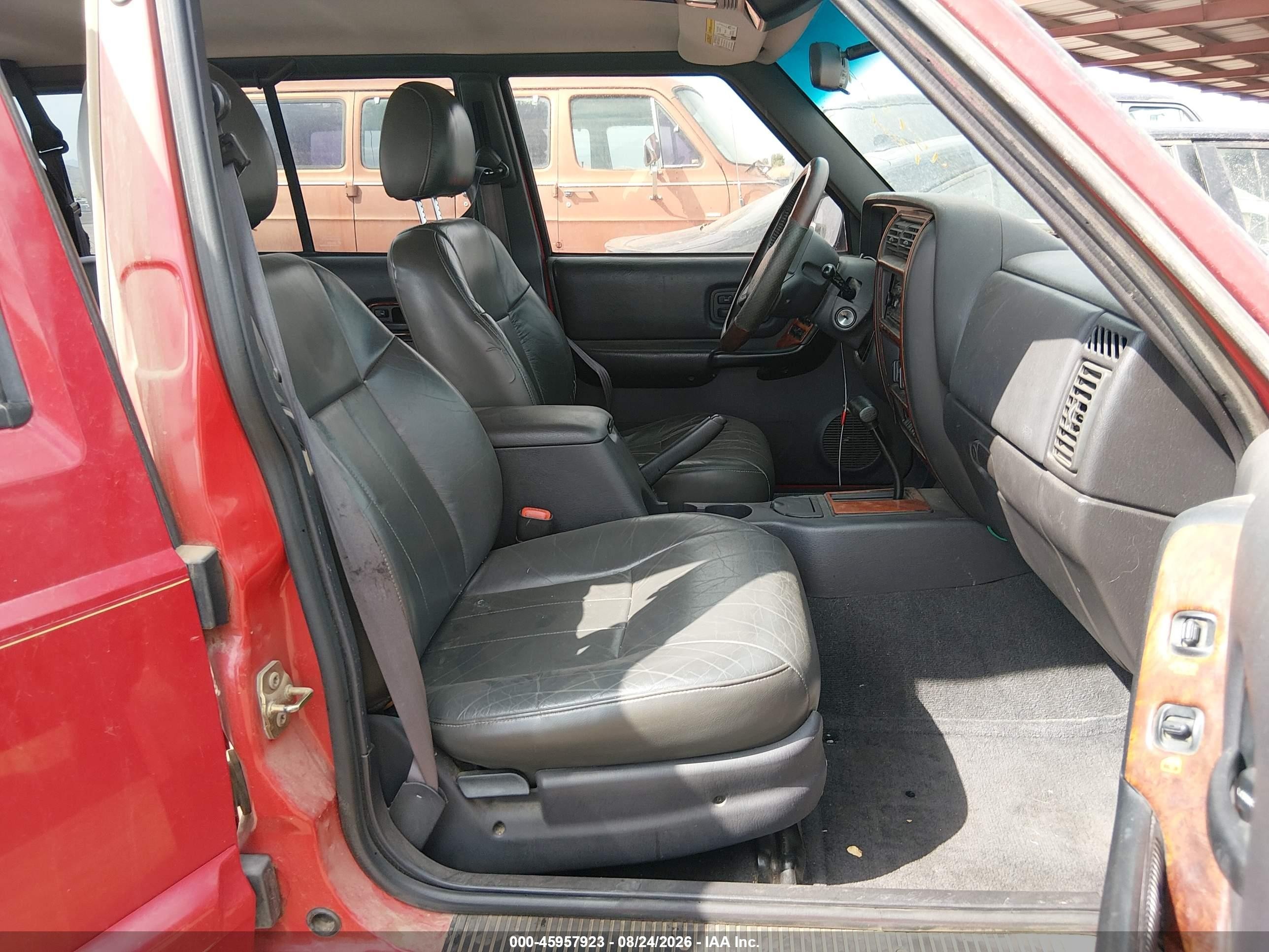 2001 Jeep Cherokee Limited Красный vin: 1J4FT58S11L623920
