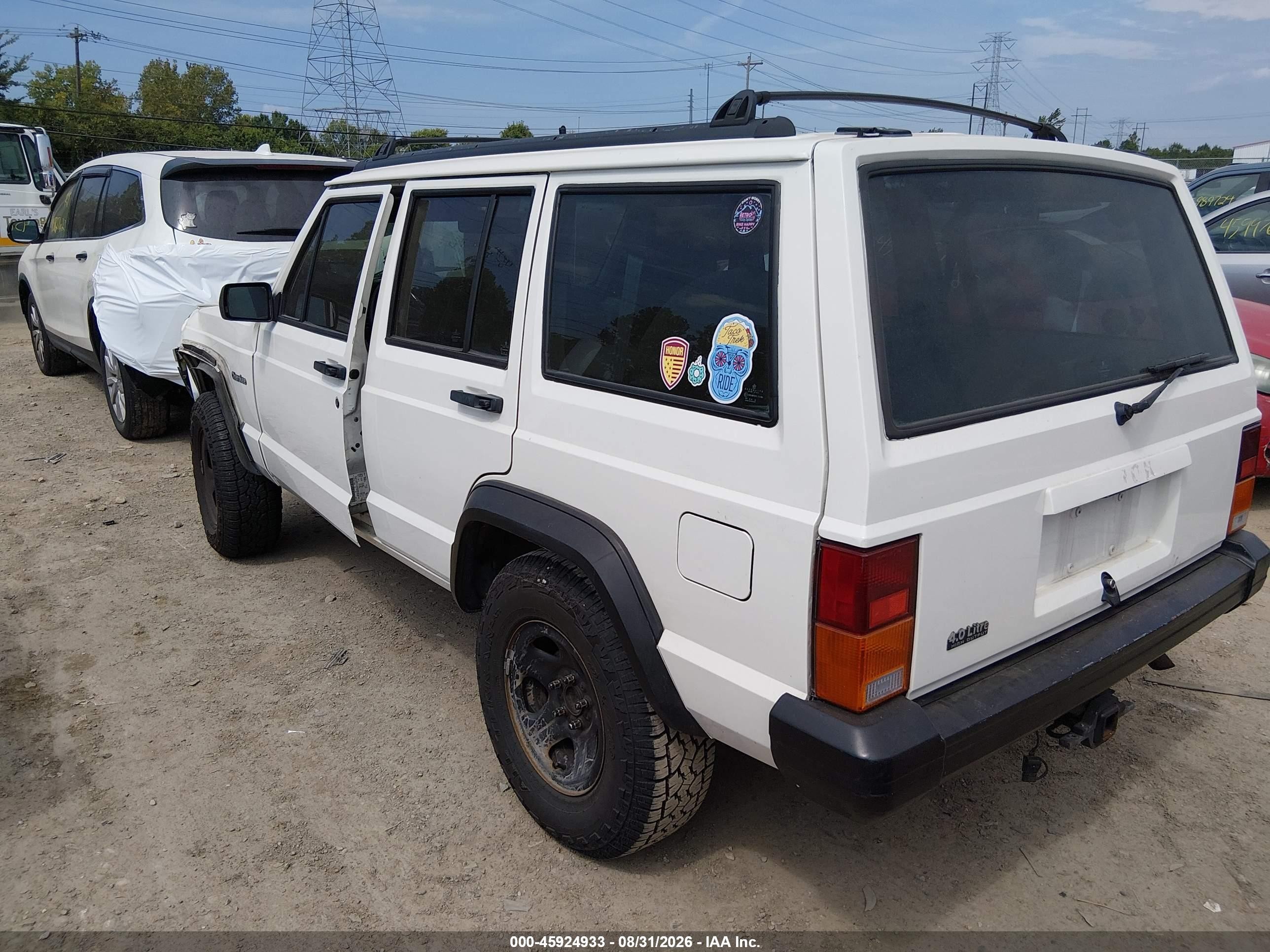 1996 Jeep Cherokee Sport/classic White vin: 1J4FT68S1TL159181