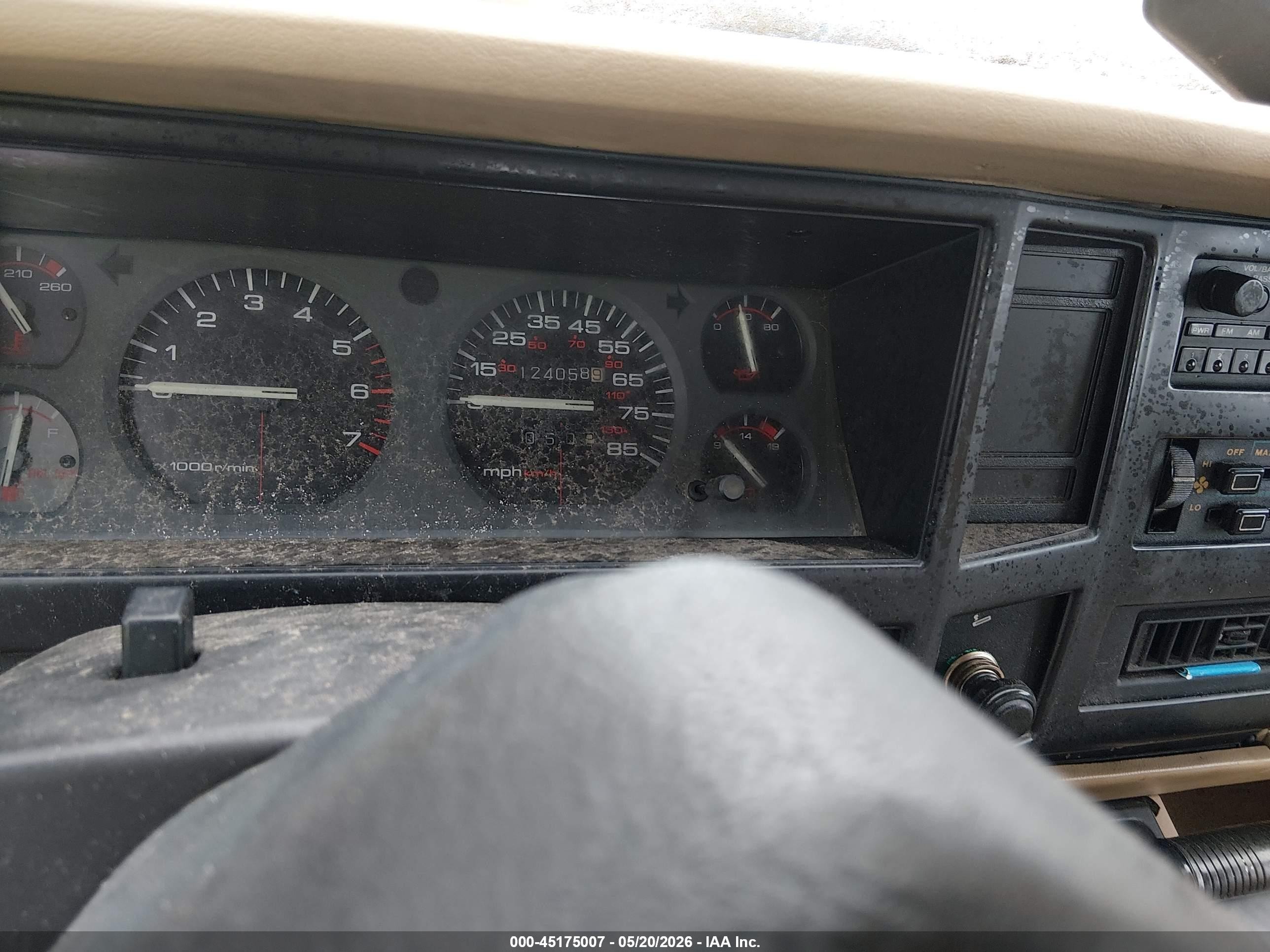1996 Jeep Cherokee Sport/classic White vin: 1J4FT68S1TL323268