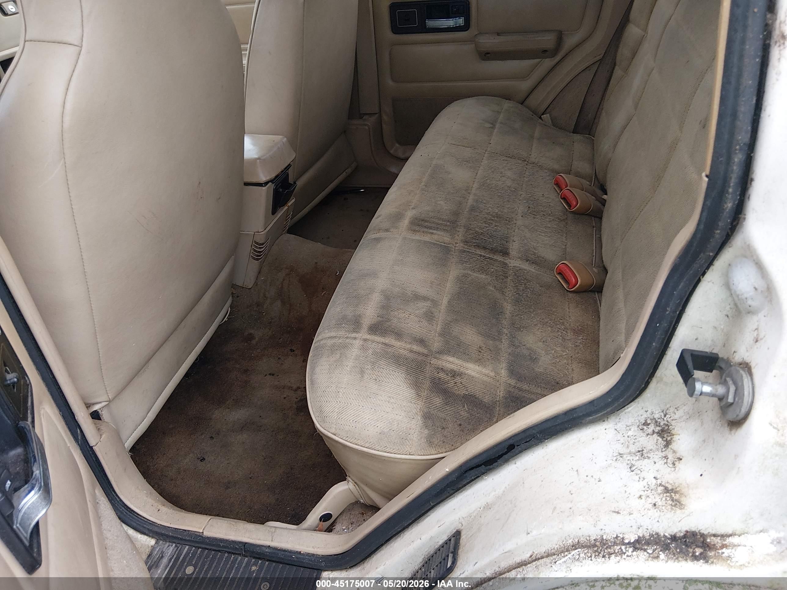1996 Jeep Cherokee Sport/classic White vin: 1J4FT68S1TL323268
