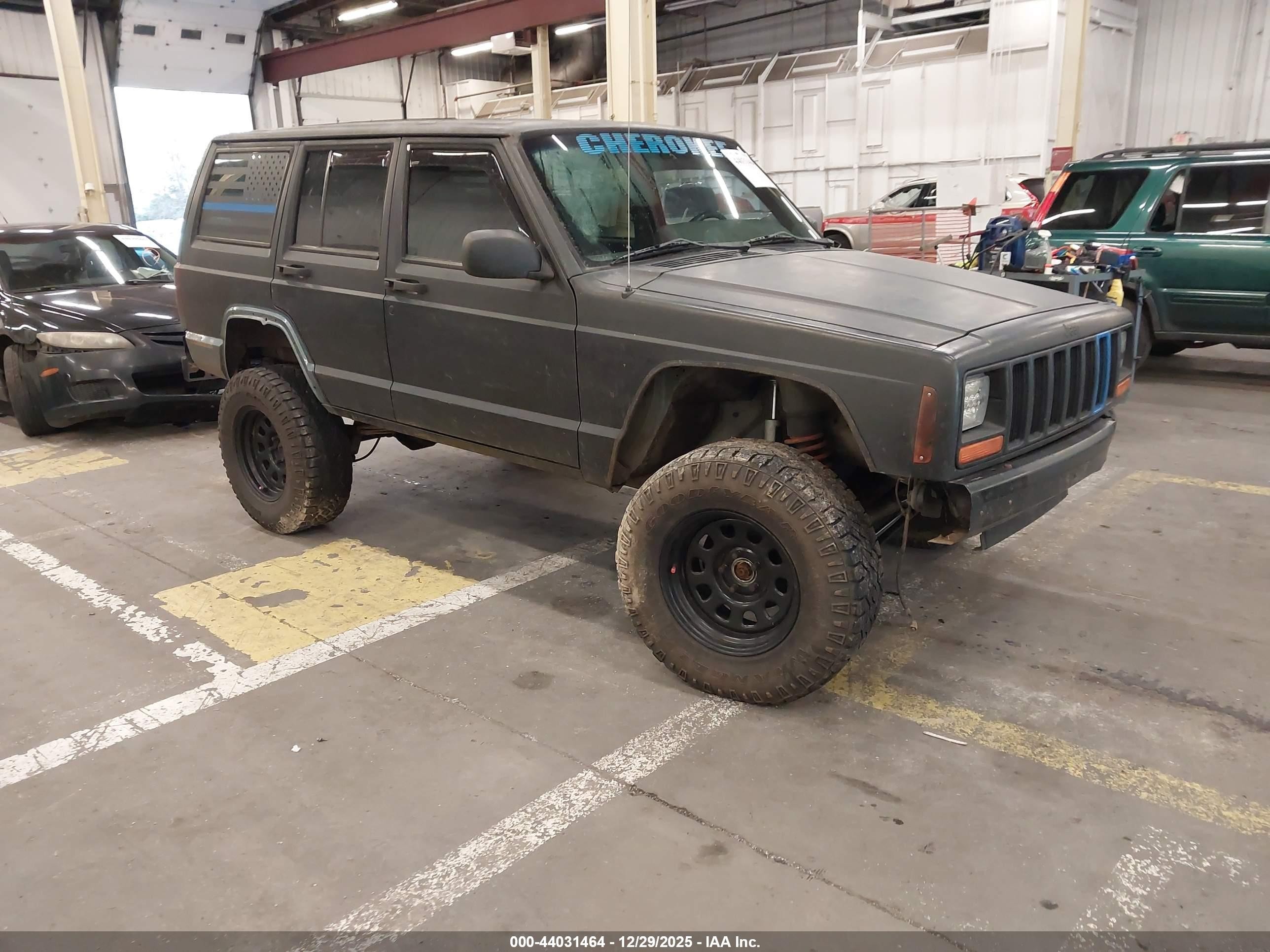 1J4FT68S1VL595015