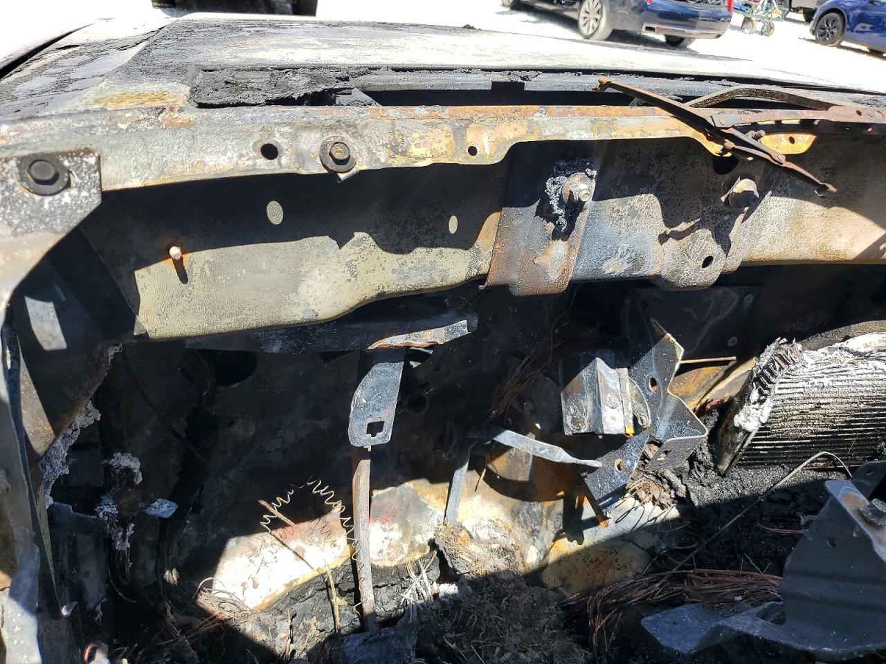 1999 Jeep Cherokee Sport Burn vin: 1J4FT68S6XL566080