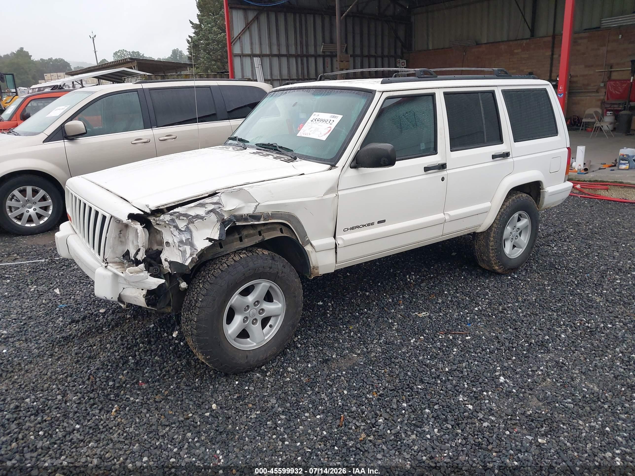 1998 Jeep Cherokee Classic/limited/sport Белый vin: 1J4FT68S8WL108328