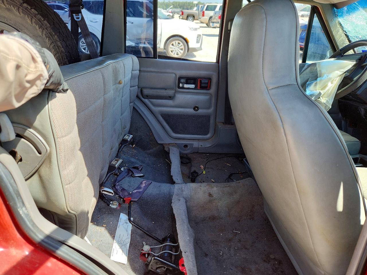 1995 Jeep Cherokee Sport Red vin: 1J4FT68S9SL668093